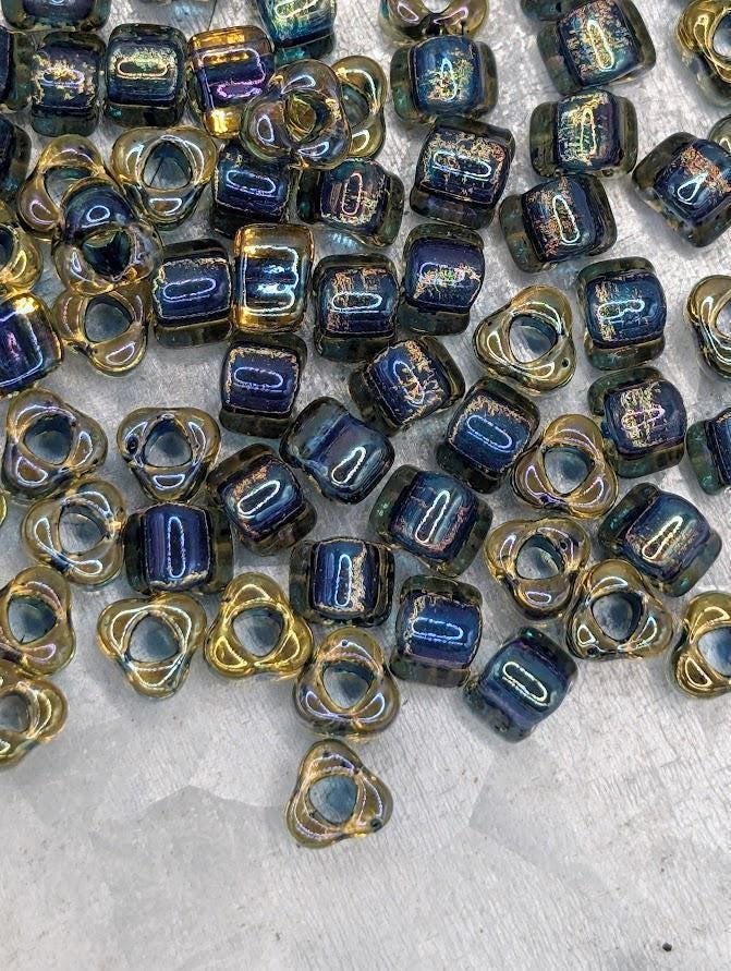 Amber/Dark Teal Inside Color Lined Miyuki Triangle Size 8/0 (15g Pkg)