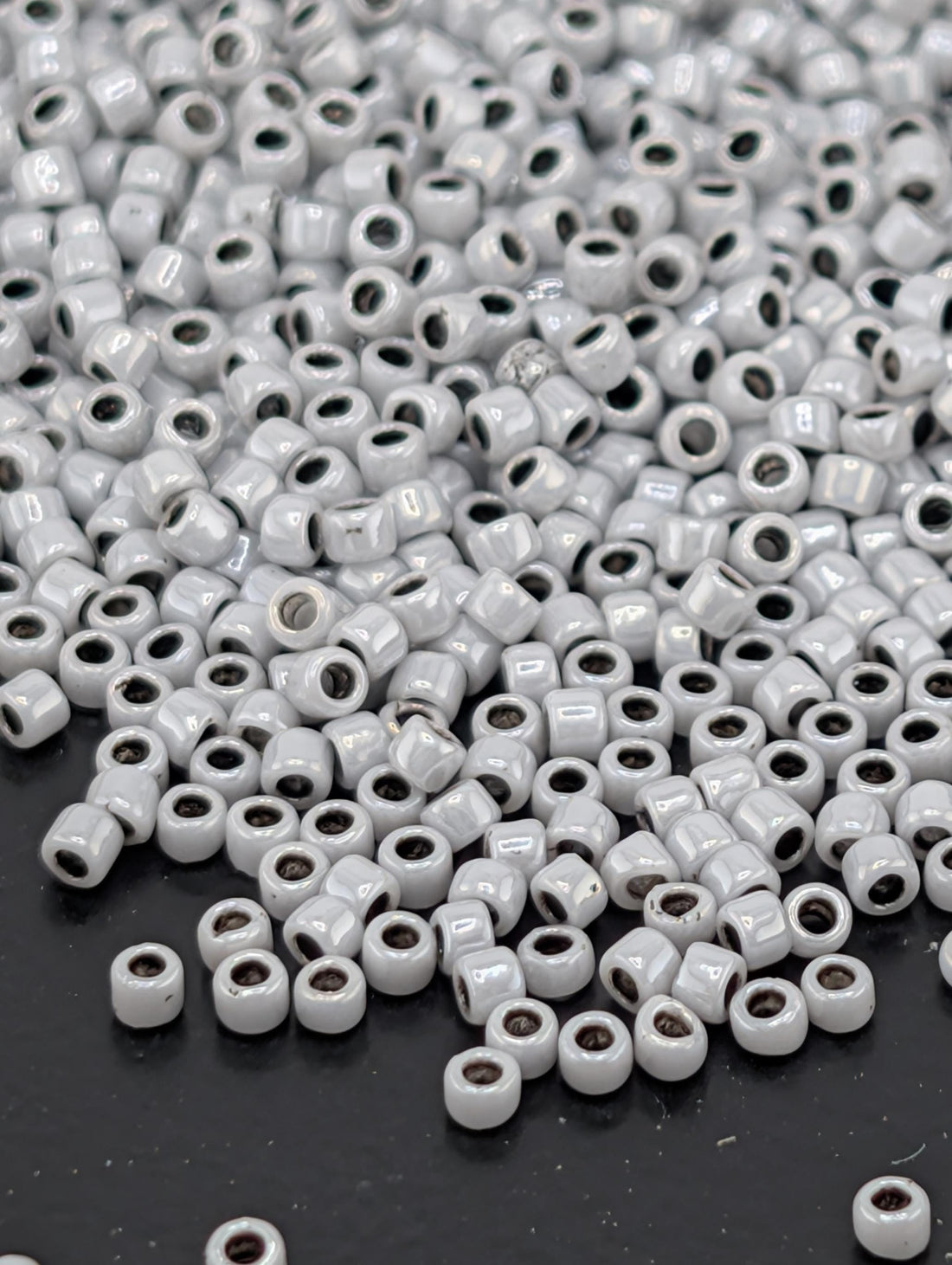 Inside-Color Opaque Gray/Black-Lined Size 15/0 Toho Round 2.5" tube