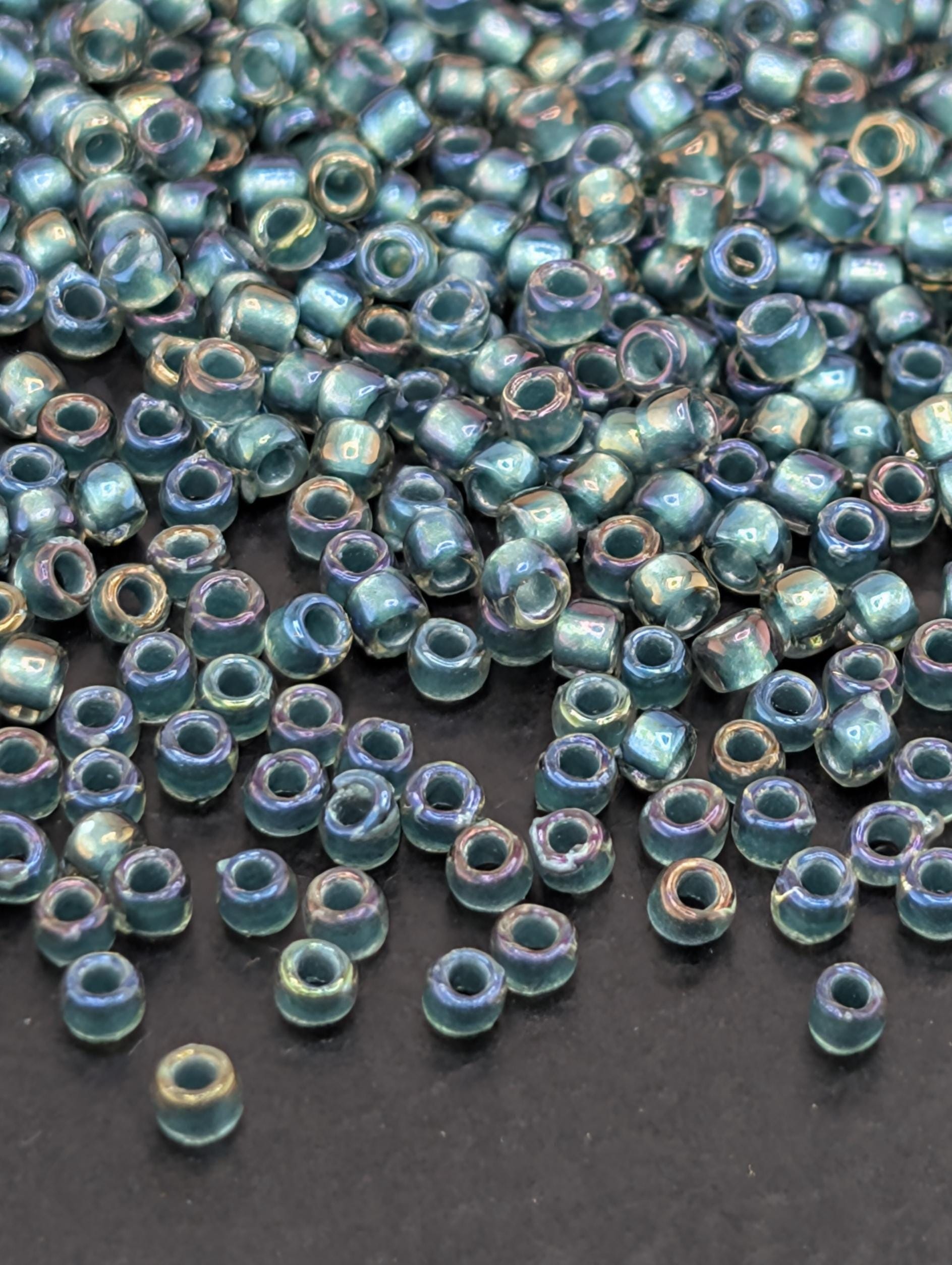 Inside-Color Crystal/Prairie Green-Lined Size 15/0 Toho Round 2.5" tube