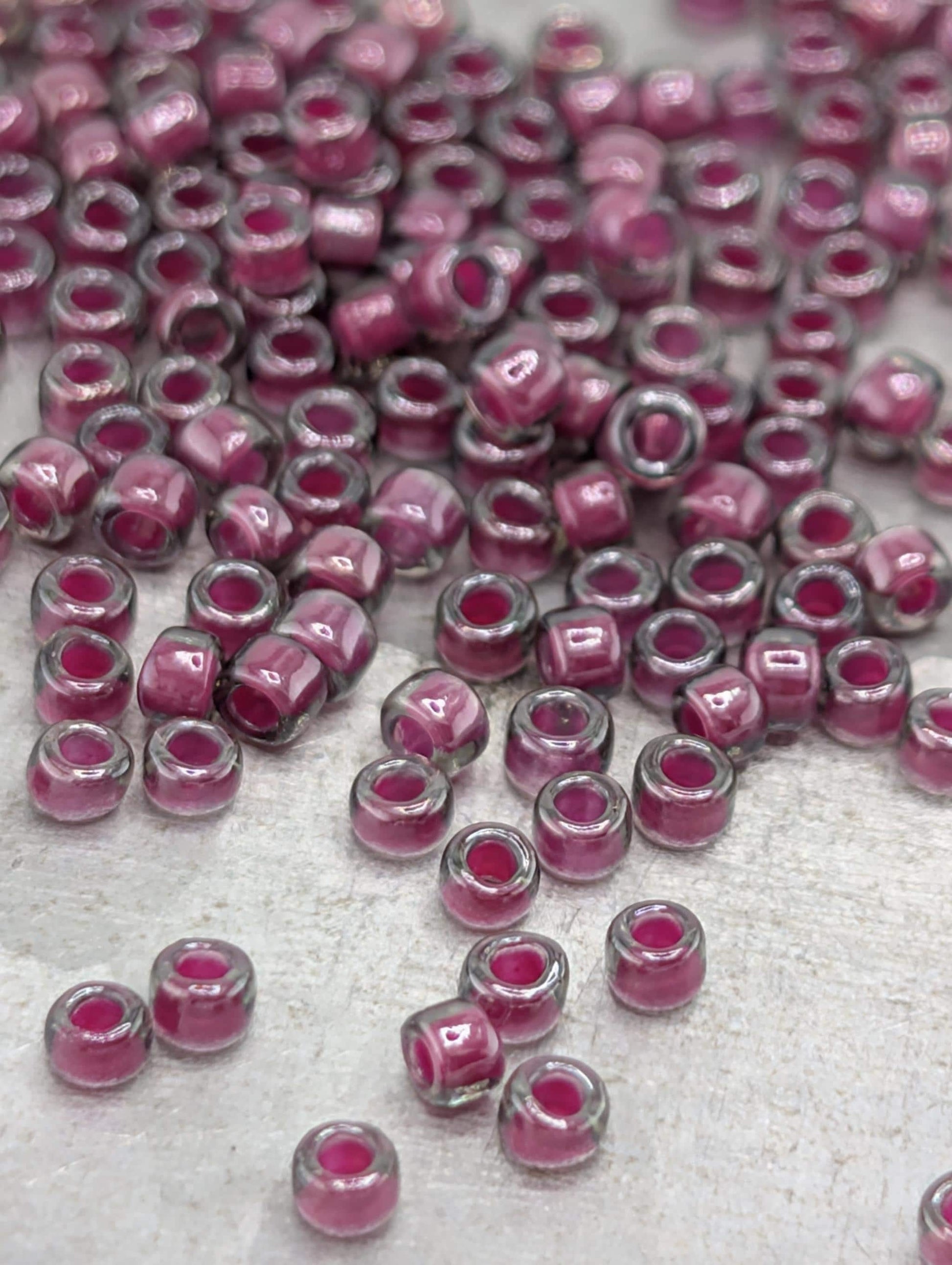 Inside-Color Gray/Magenta-Lined Size 15/0 Toho Round 2.5" tube