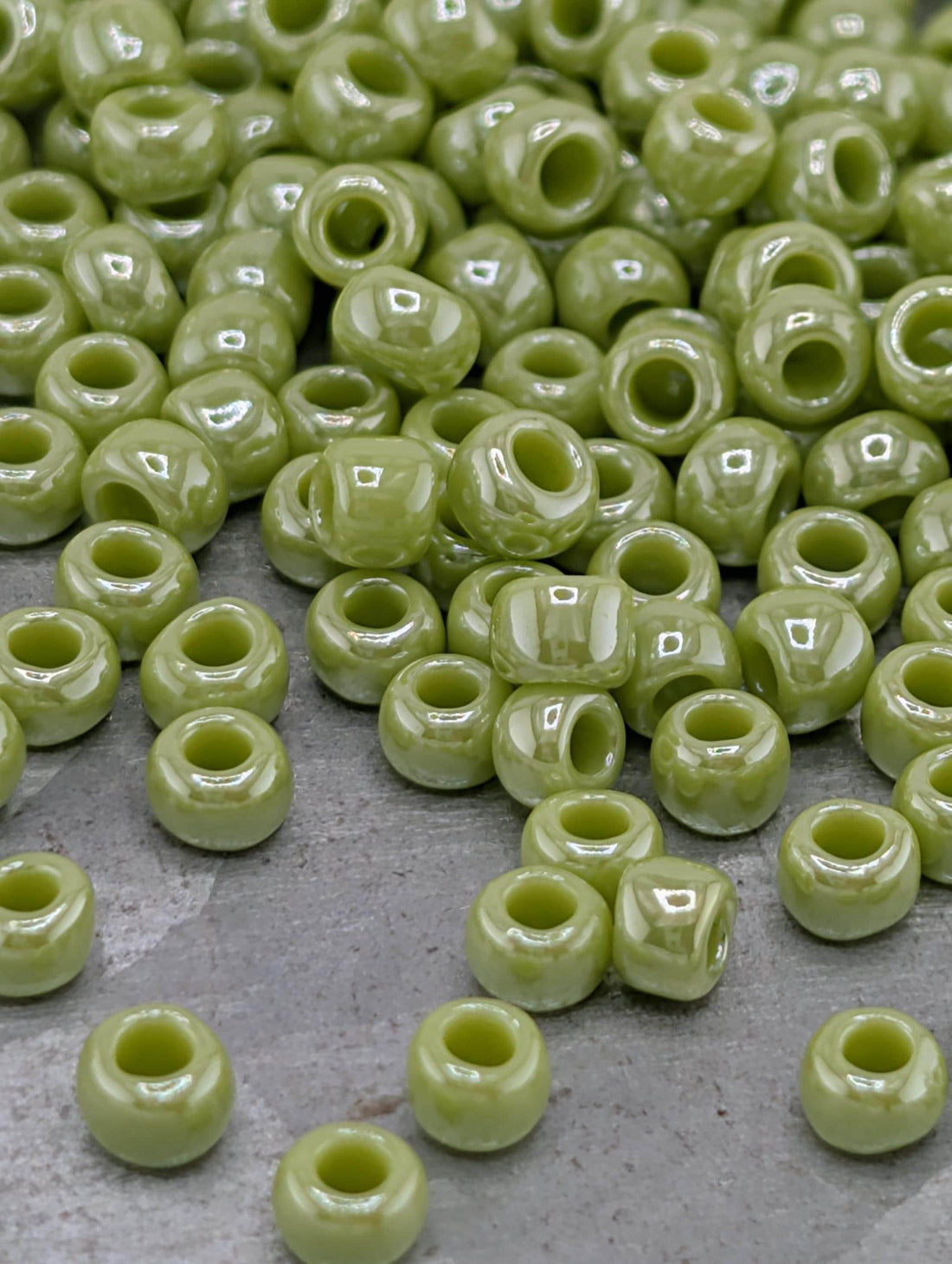 Opaque-Lustered Sour Apple Size 8/0 Toho Round 2.5" tube