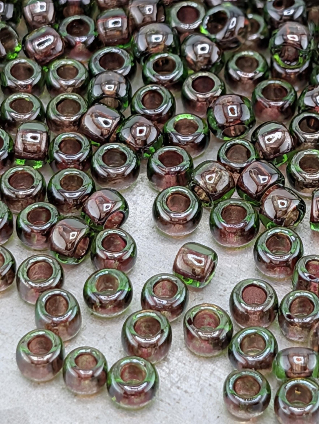 Inside-Color Peridot/Fuchsia-Lined Size 8/0 Toho Round 2.5" tube