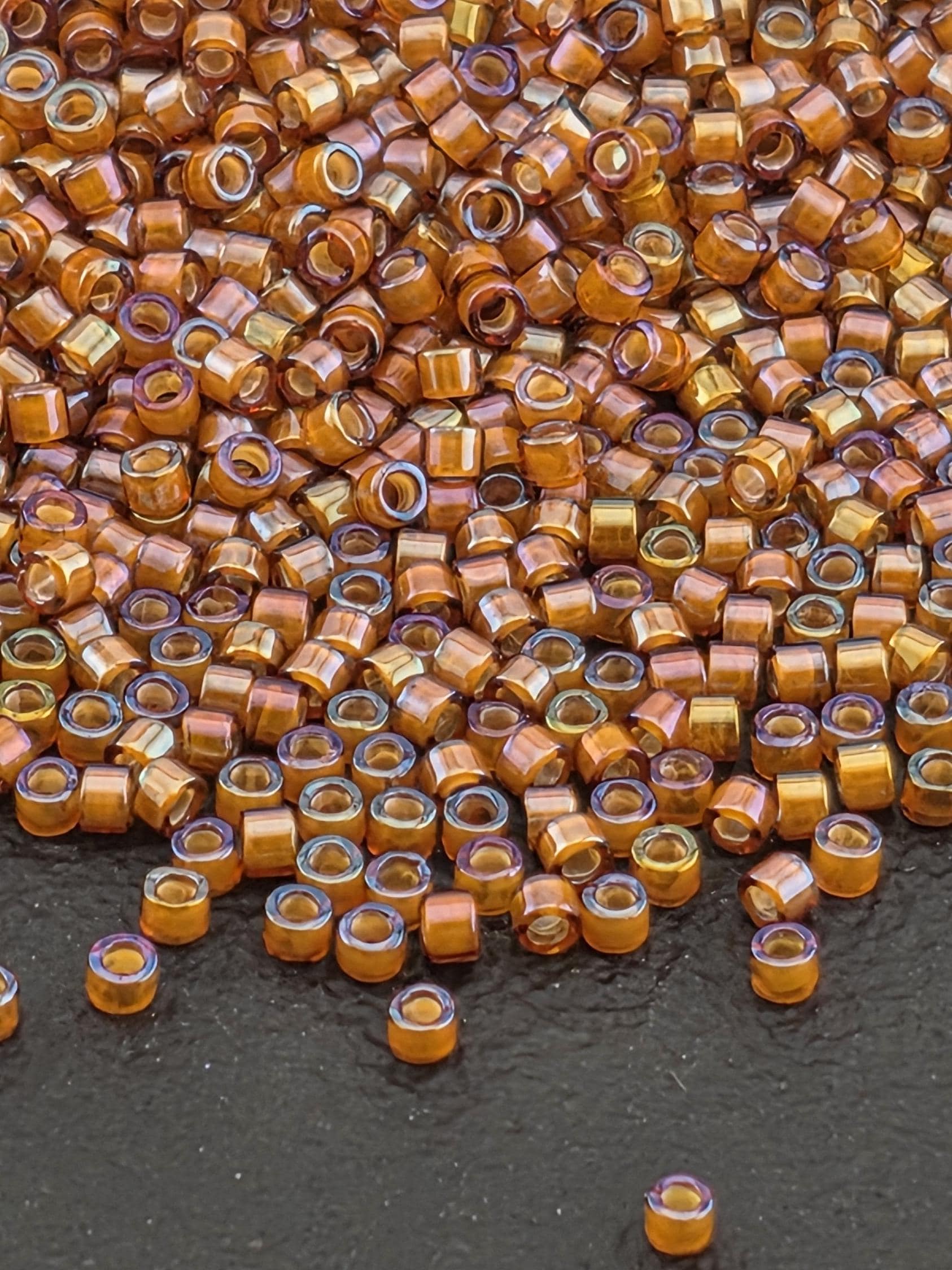 DB1779 Miyuki Seed Beads: Acorn Spice Dark Topaz Ab (Size 11, 7 grams, ~1400 beads)