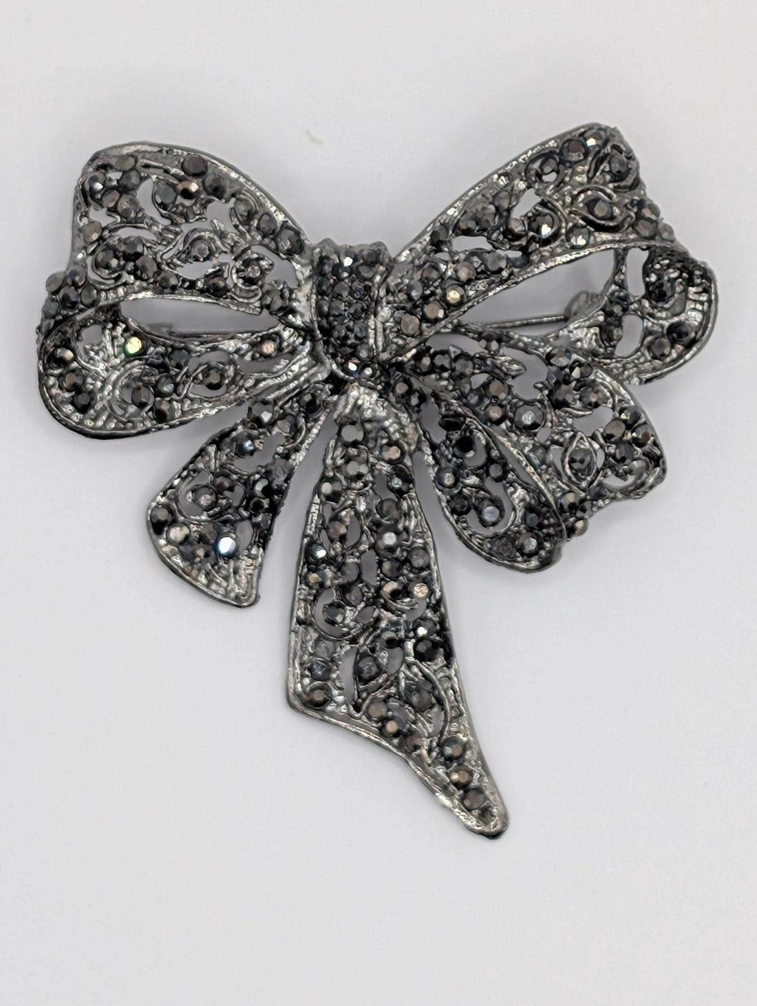 Bowtie Brooch Pin: Rhinestone Accent - Gunmetal Silver Plated