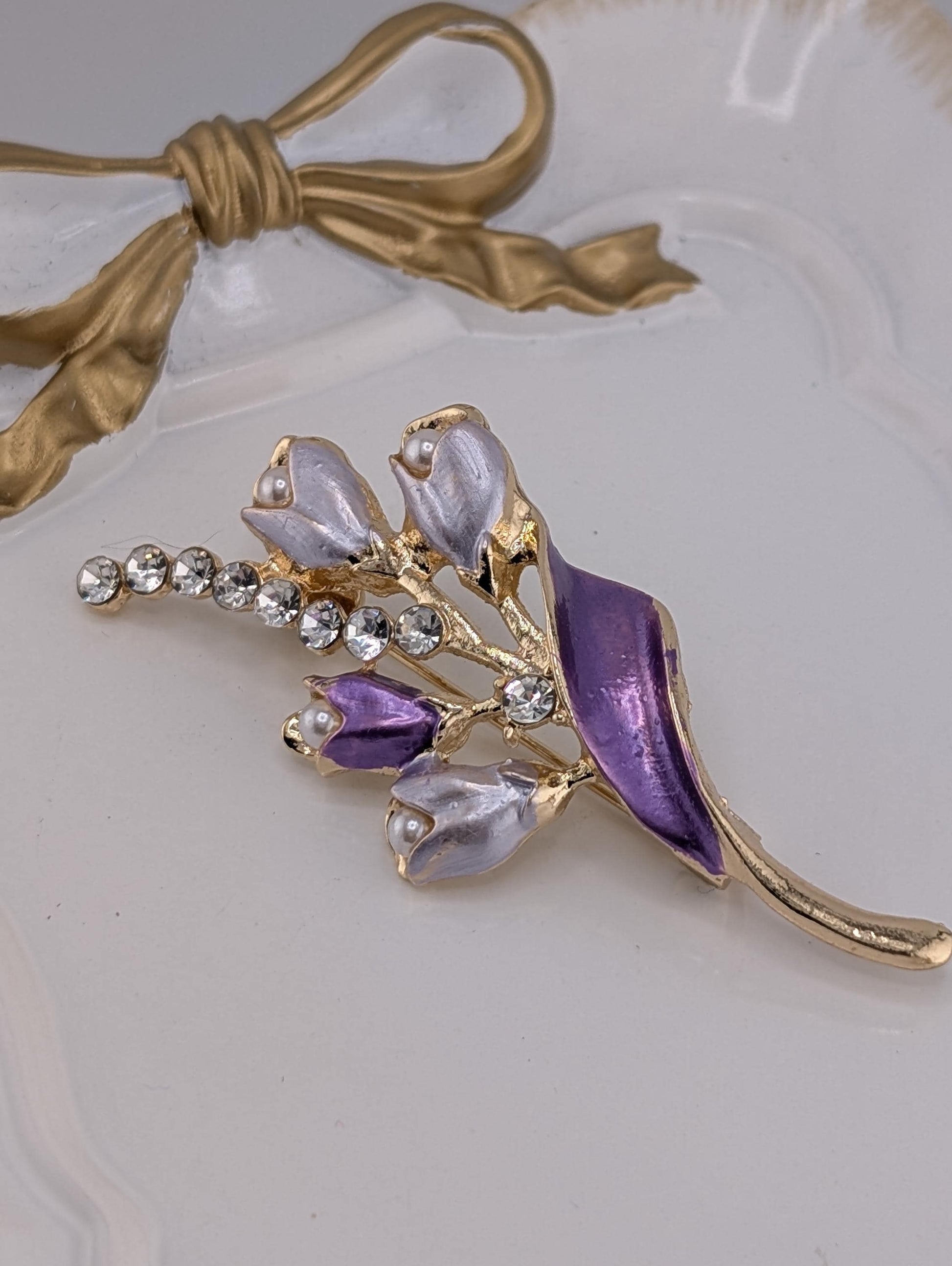 Gold Plated Floral Brooch, Purple & White Enamel Pin (2 Inch Elegant Design)