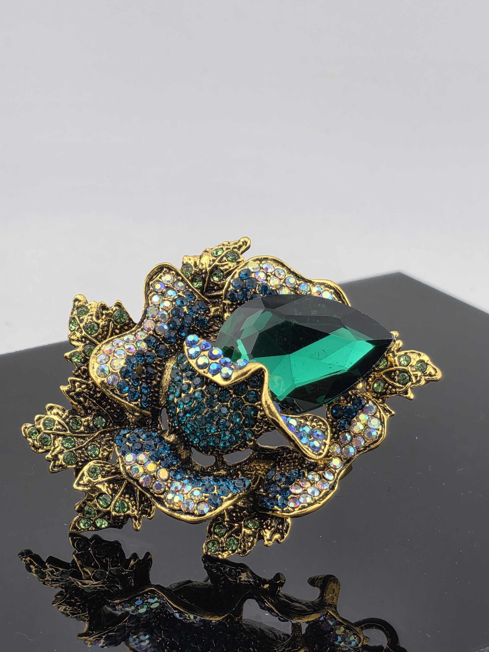 Flower Brooch: Gold Plated Emerald Pin with Rhinestones (Versatile Wear)