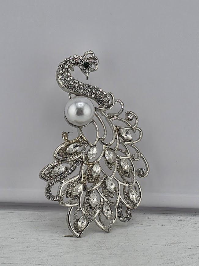 Peacock Brooch Pin: Silver Plated Rhinestone Jewelry (Vintage Style)