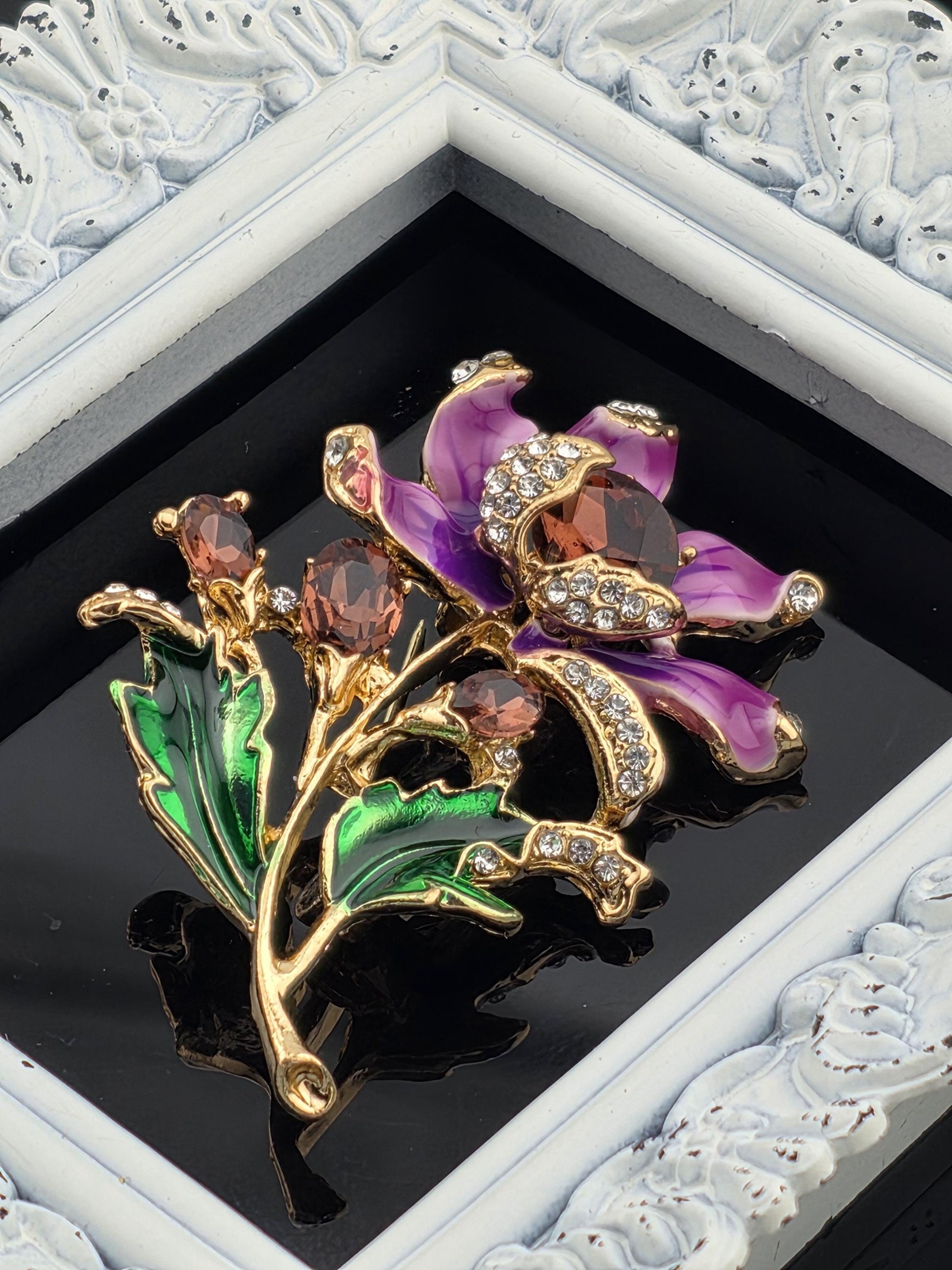 Gold Plated Lilac Flower Brooch: Delicate Floral Pin with Rhinestones