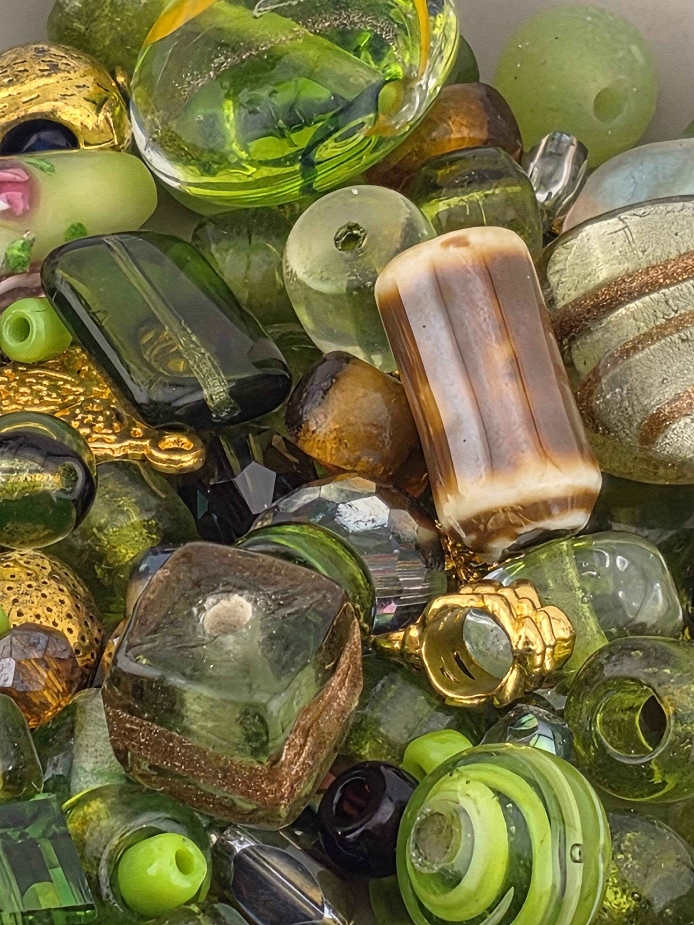 Back in stock Dirty Martini Glass and Metal Bead mix by Learise. Limited quantities.(56g Pkg)