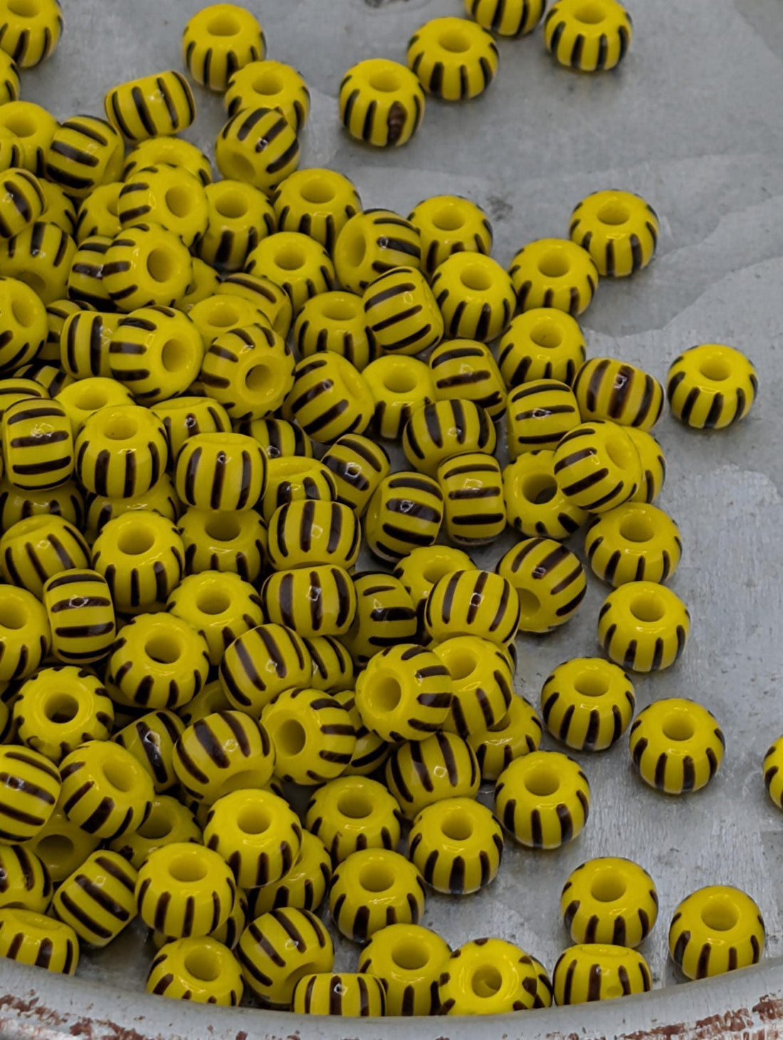 Yellow & Brown | Size 8 | 15g