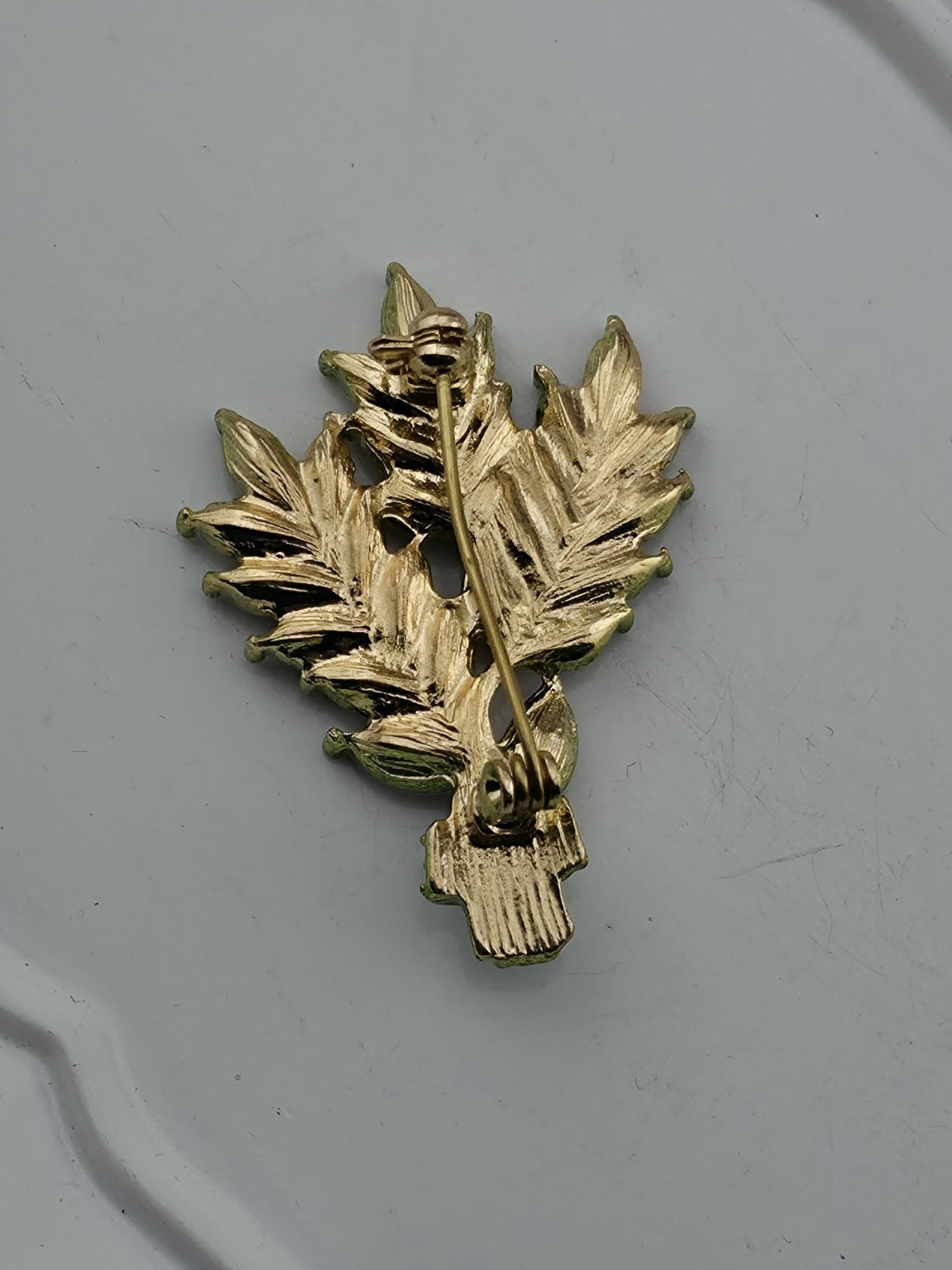 Bamboo Brooch Pin, Gold Plated with Pink Rhinestone (2 Inch)