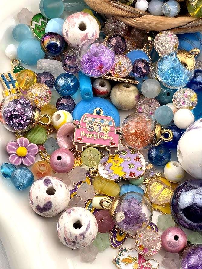 2oz | "Easter Egg Hunt" Glass Bead Soup with Metal Charms Mix