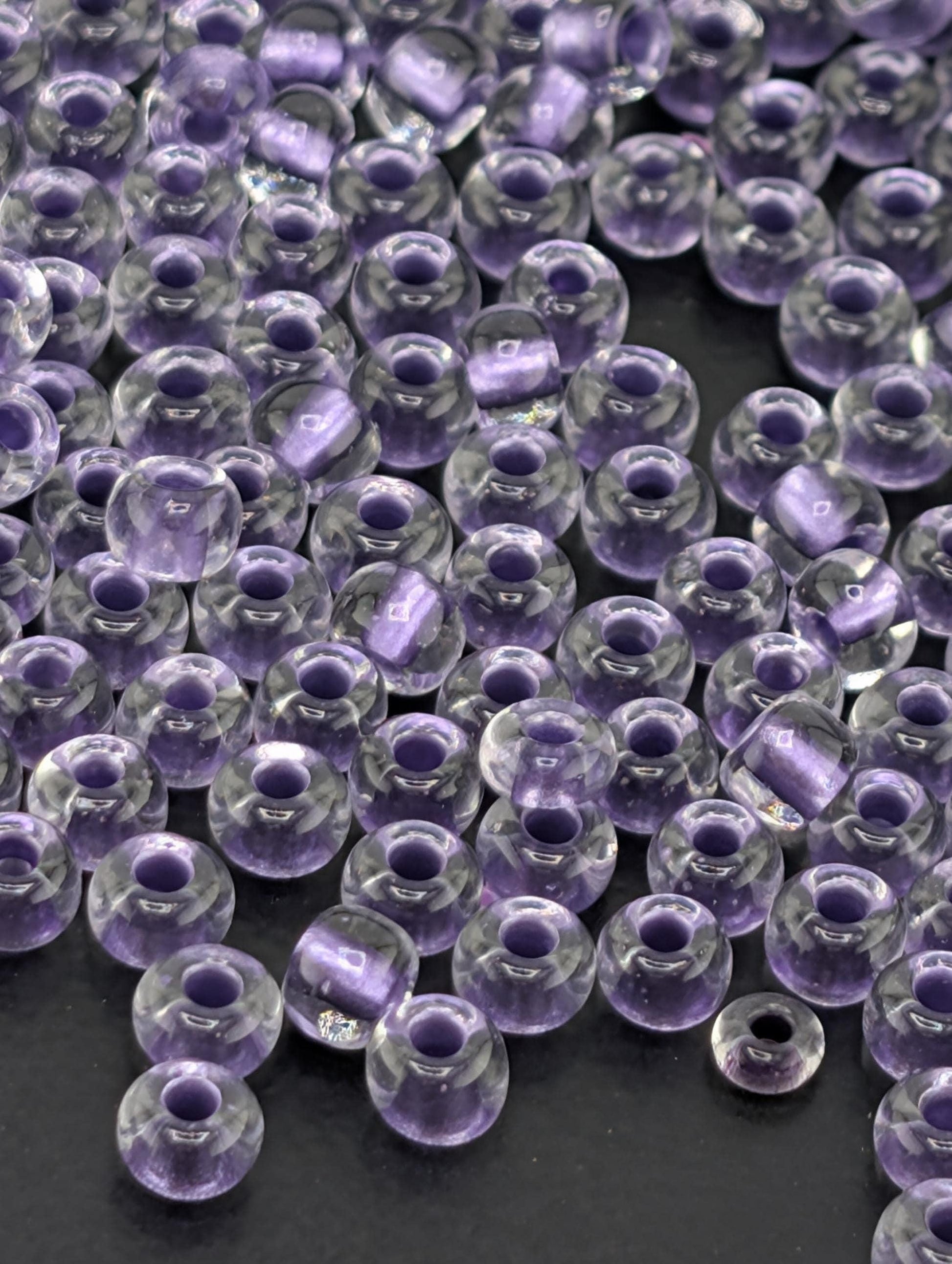 Transparent Terra Intensive Violet Lined | Size 6 | 15g | Preciosa-Ornela Glass Seed Beads