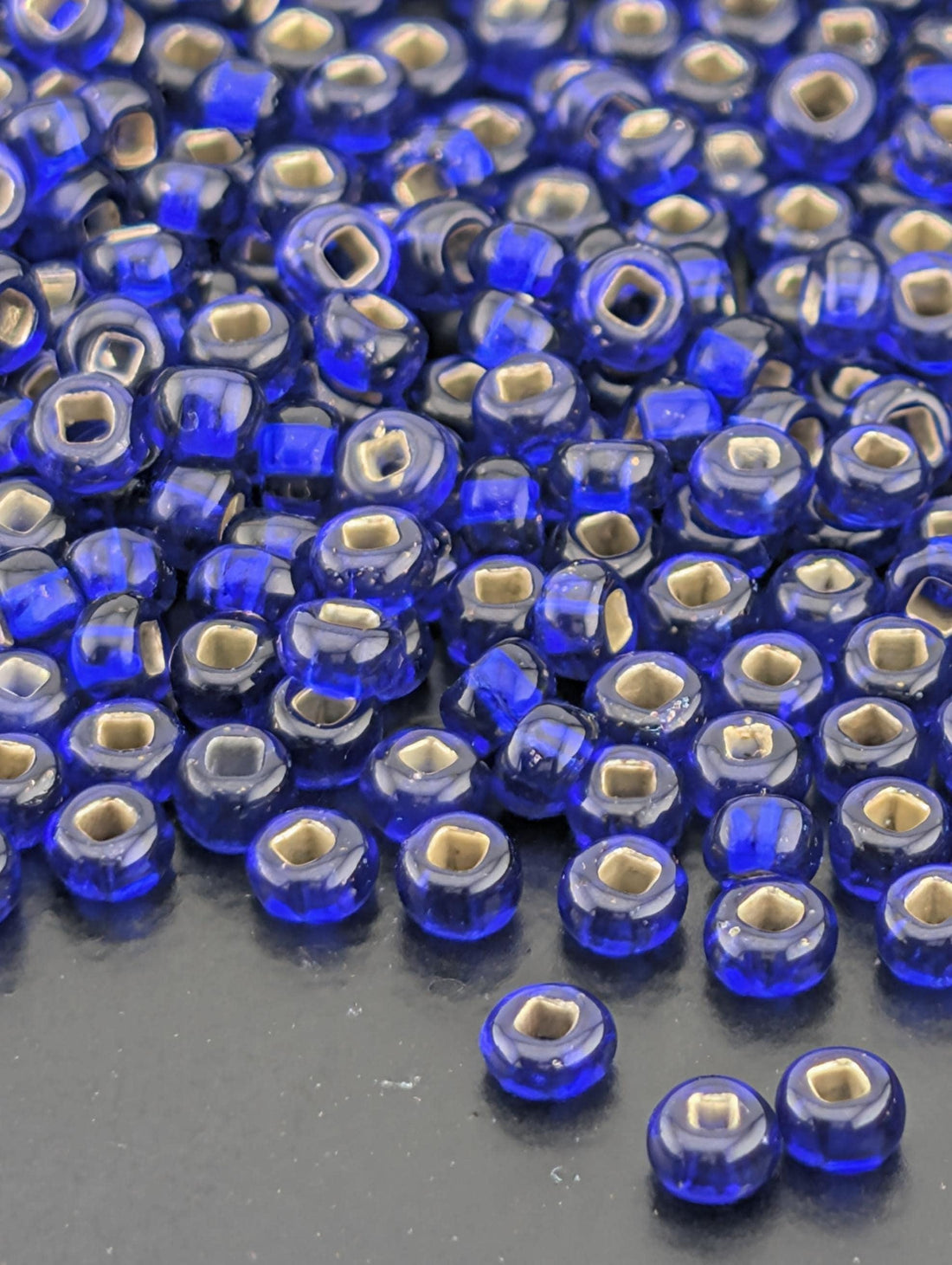 Transparent Sapphire Blue | Size 8 | 15g | Preciosa-Ornela Glass Seed Beads