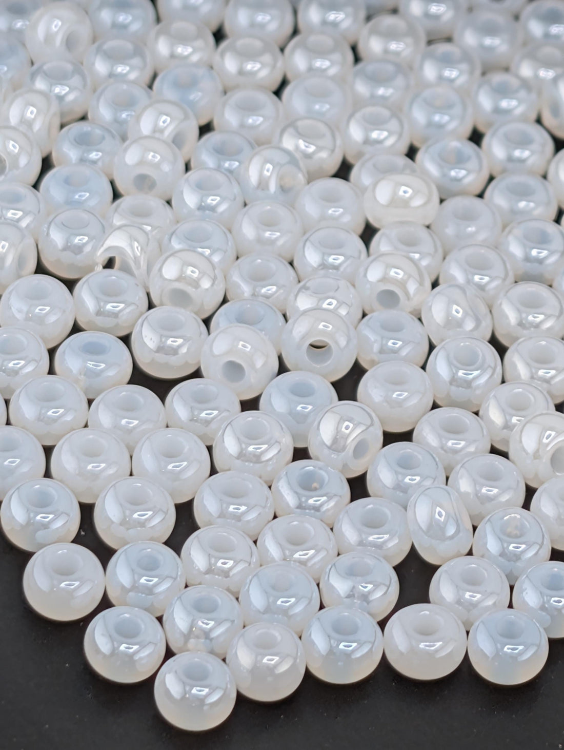 Opaque White Pearl | Size 6 | 20g Tube | Preciosa-Ornela Glass Seed Beads
