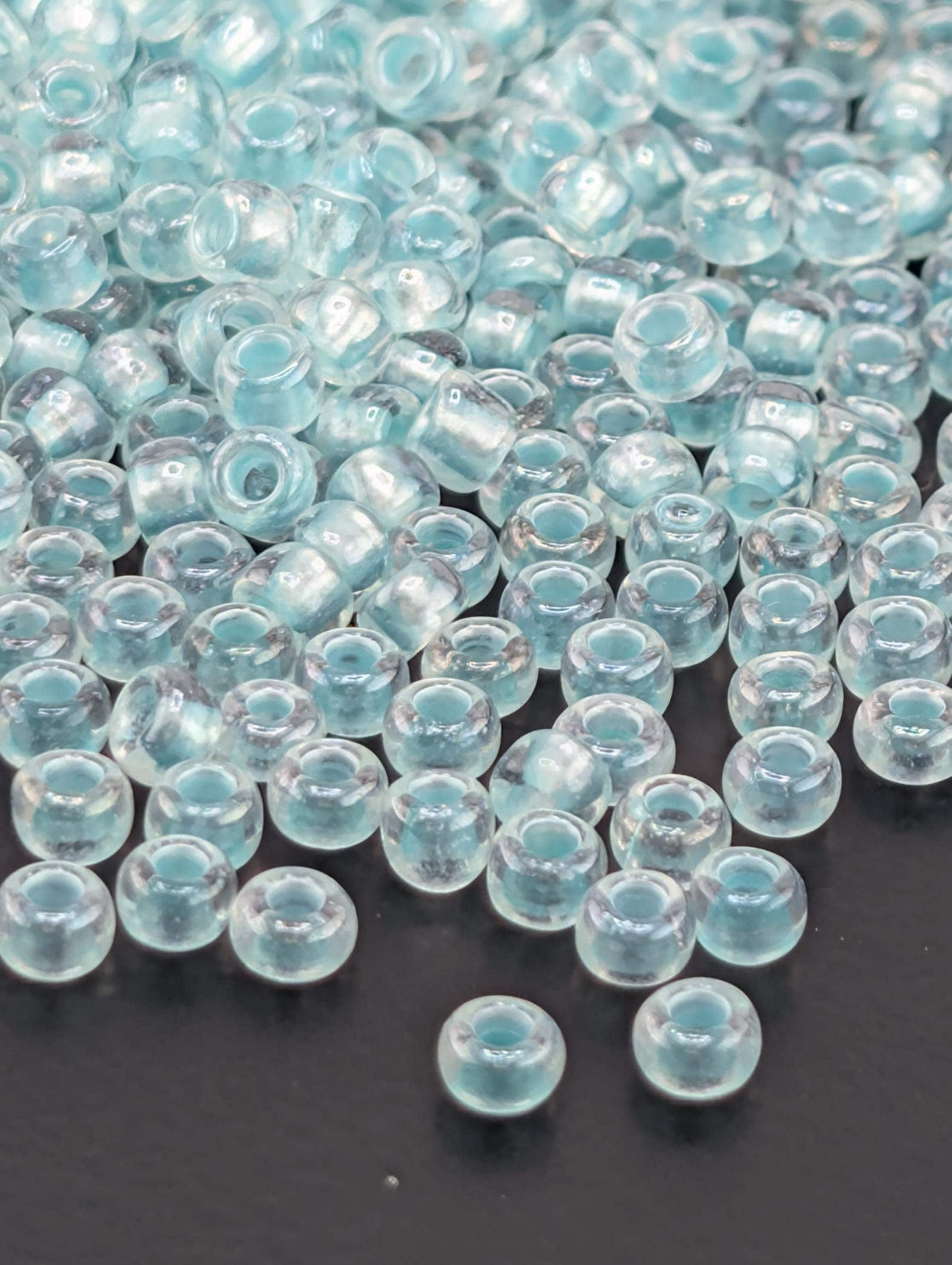 Opaque Pastel Green Luster | Size 8 | 15g | Preciosa-Ornela Glass Seed Beads