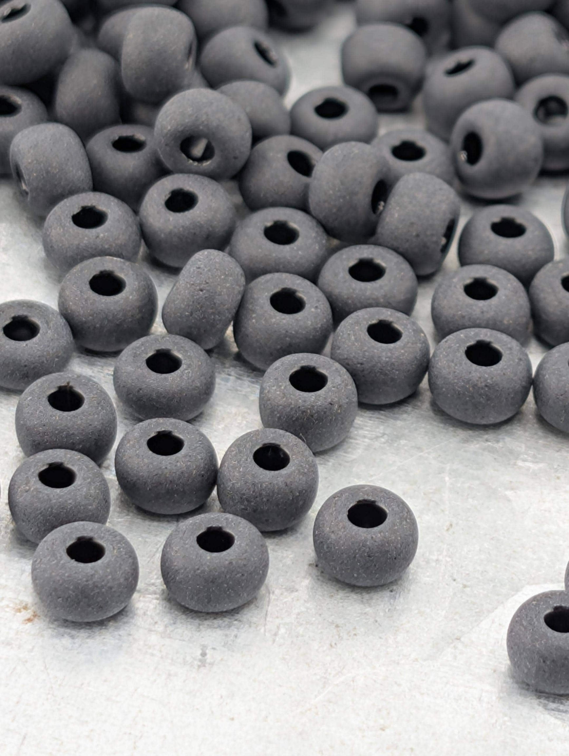 Opaque Matte Jet | Size 6 | 20g Tube | Preciosa-Ornela Glass Seed Beads