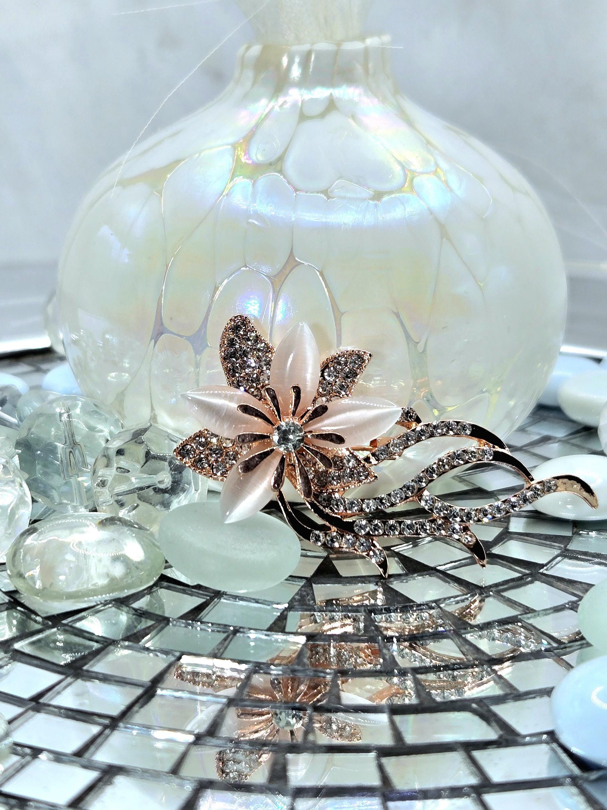 Rose Gold Daisy Brooch: Floral Pin and Bag Charm (Plated, Lightweight)