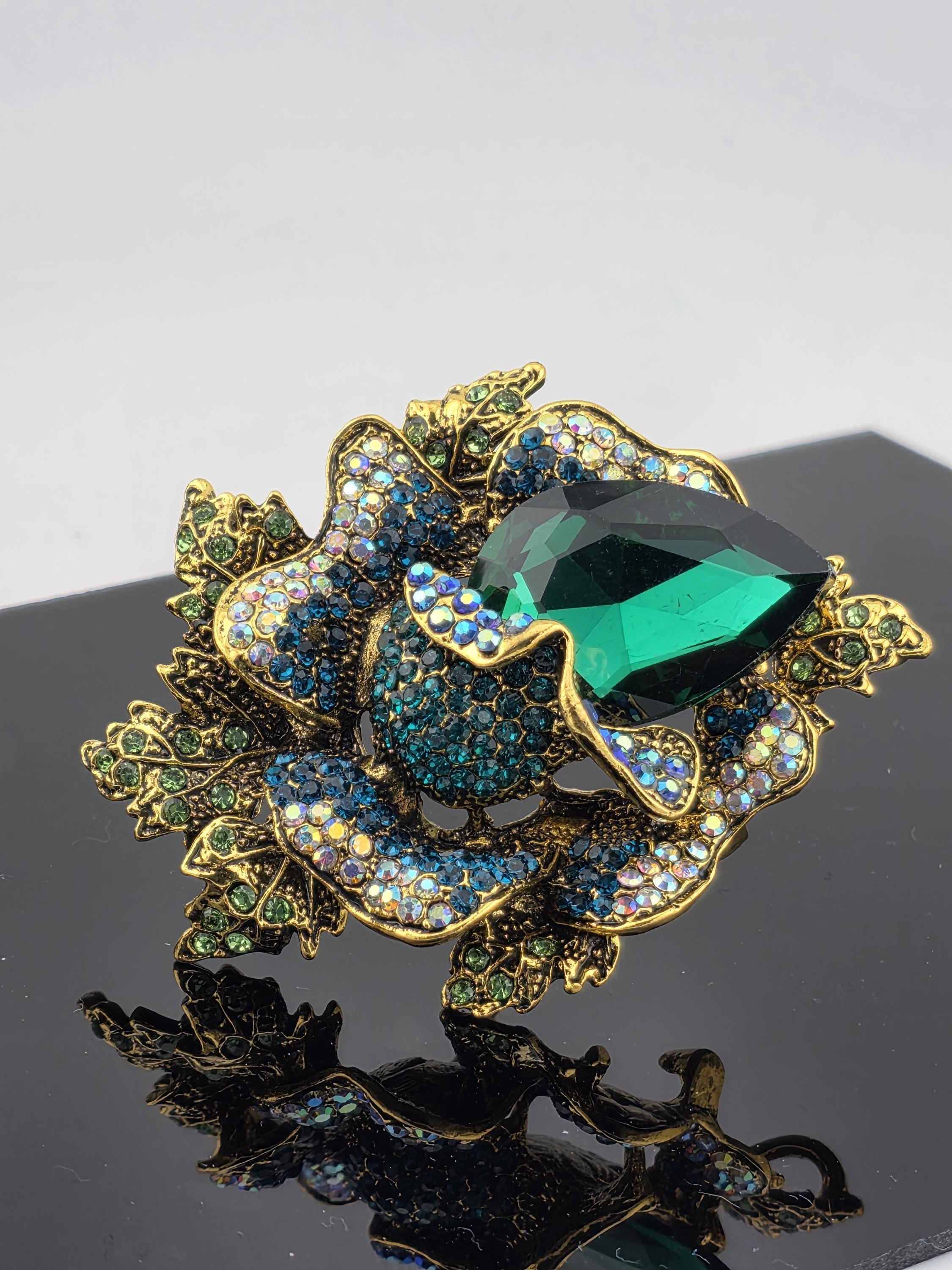 Flower Brooch: Gold Plated Emerald Pin with Rhinestones (Versatile Wear)