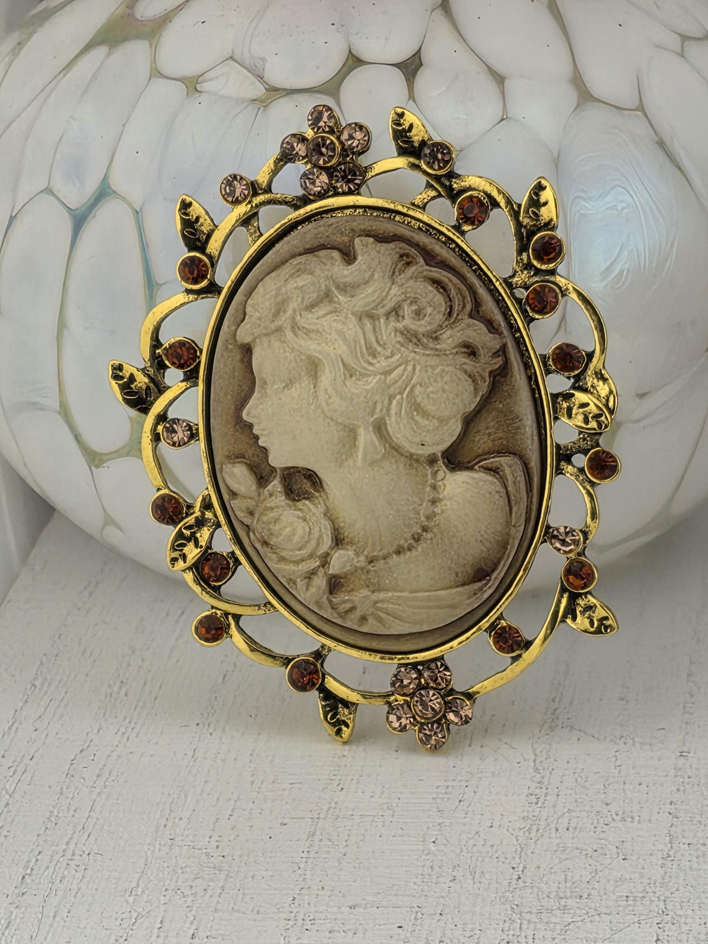 Vintage Ethnic Style Brooch - Alloy Rhinestone & Resin Statement Jewelry