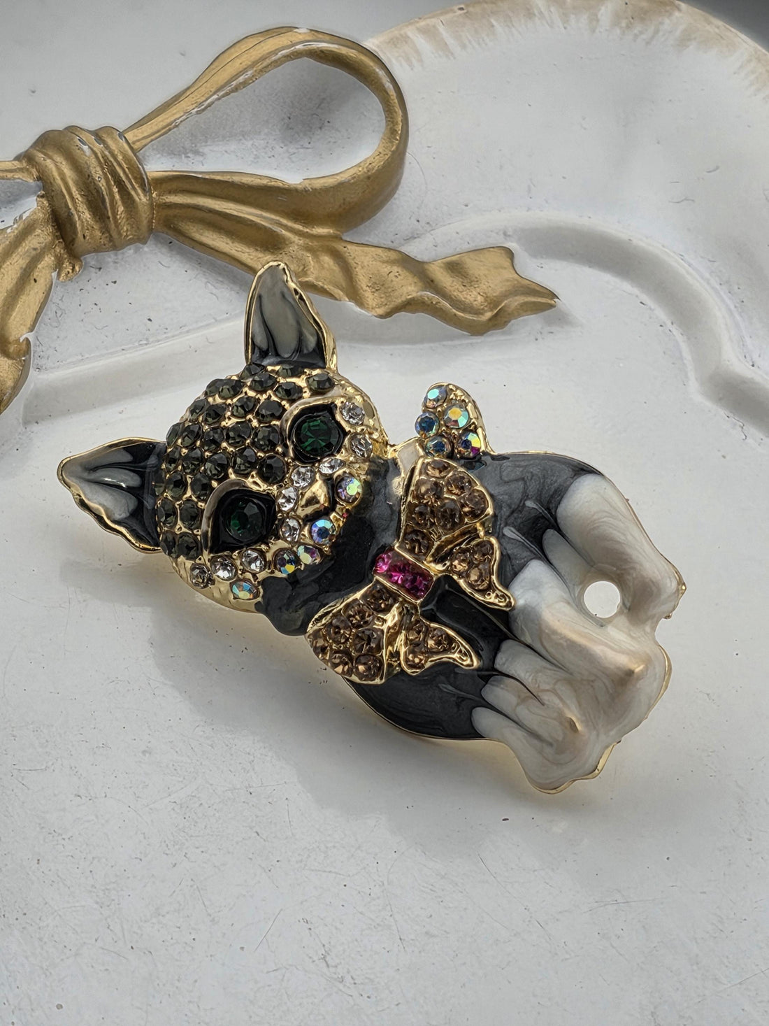 Playful Cat Brooch: Gold Plated Pin with Bowtie and Rhinestone Accent