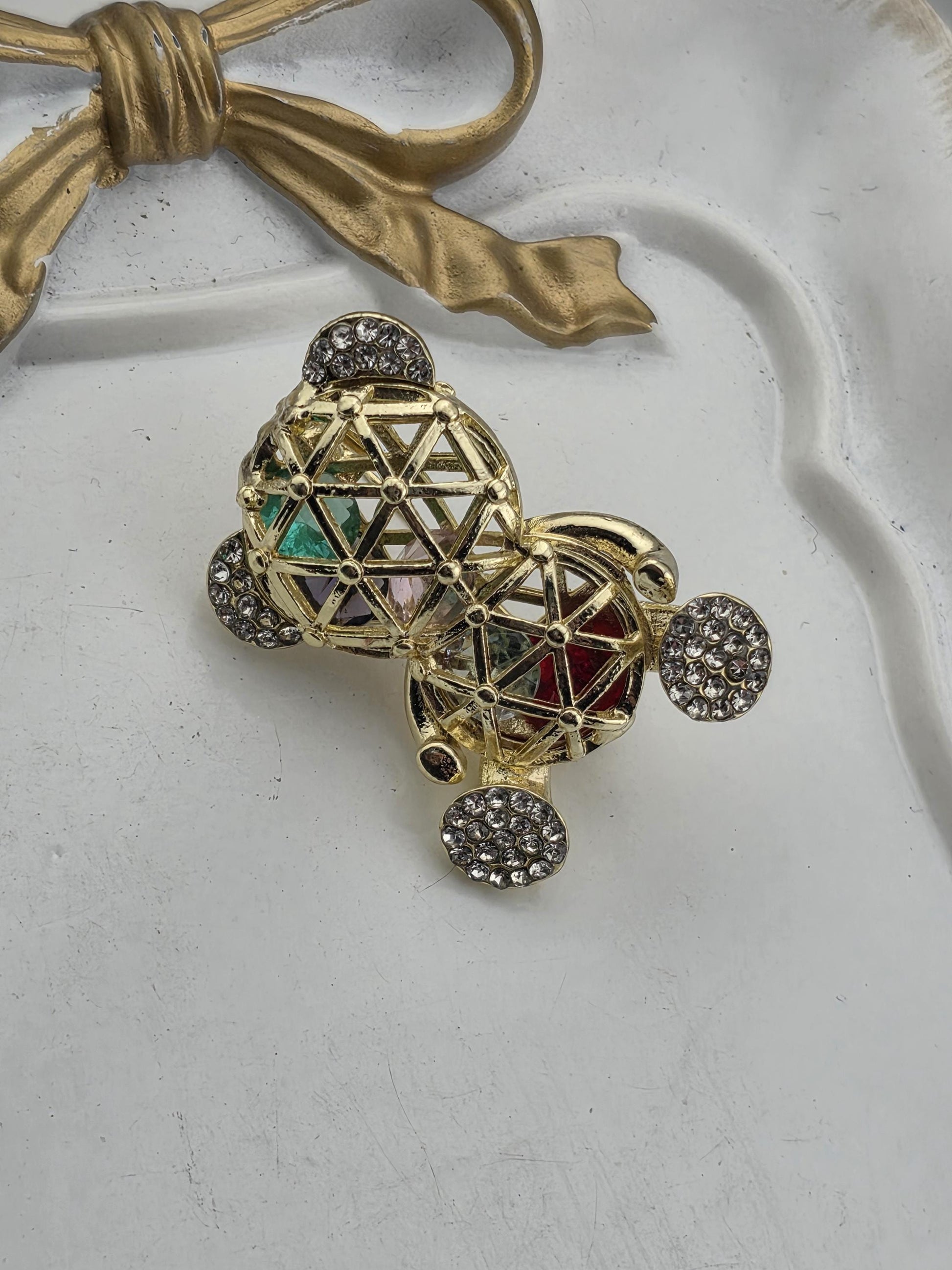 Bear Brooch Pin: Rhinestone Crystal Cartoon (Handmade Sparkle)