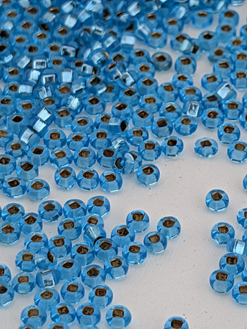 Transparent Sea Blue Silver Lined | Size 10 | 15g | Preciosa-Ornela Glass Seed Beads