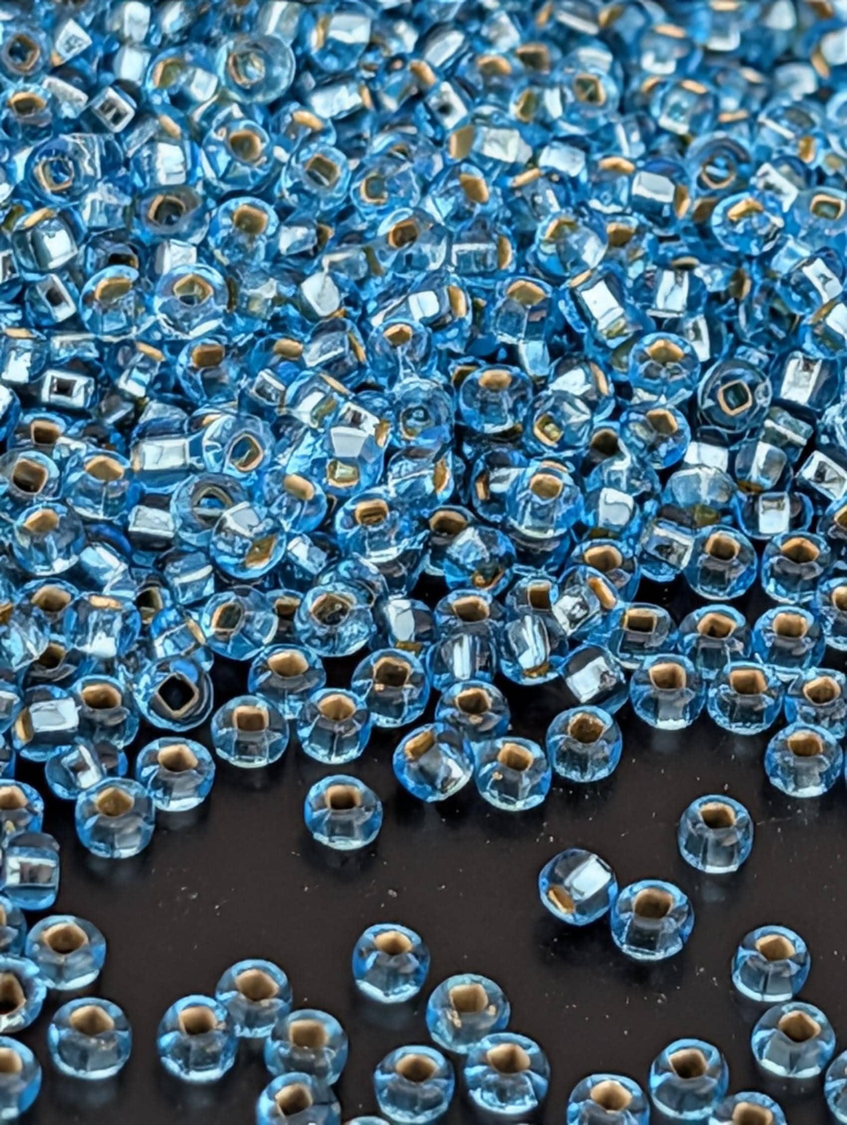 Transparent Sea Blue SilverLined | Size 11 | 15g | Preciosa-Ornela Glass Seed Beads