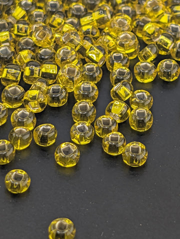 Transparent Yellow SilverLined | Size 6 | 15g | Preciosa-Ornela Glass Seed Beads