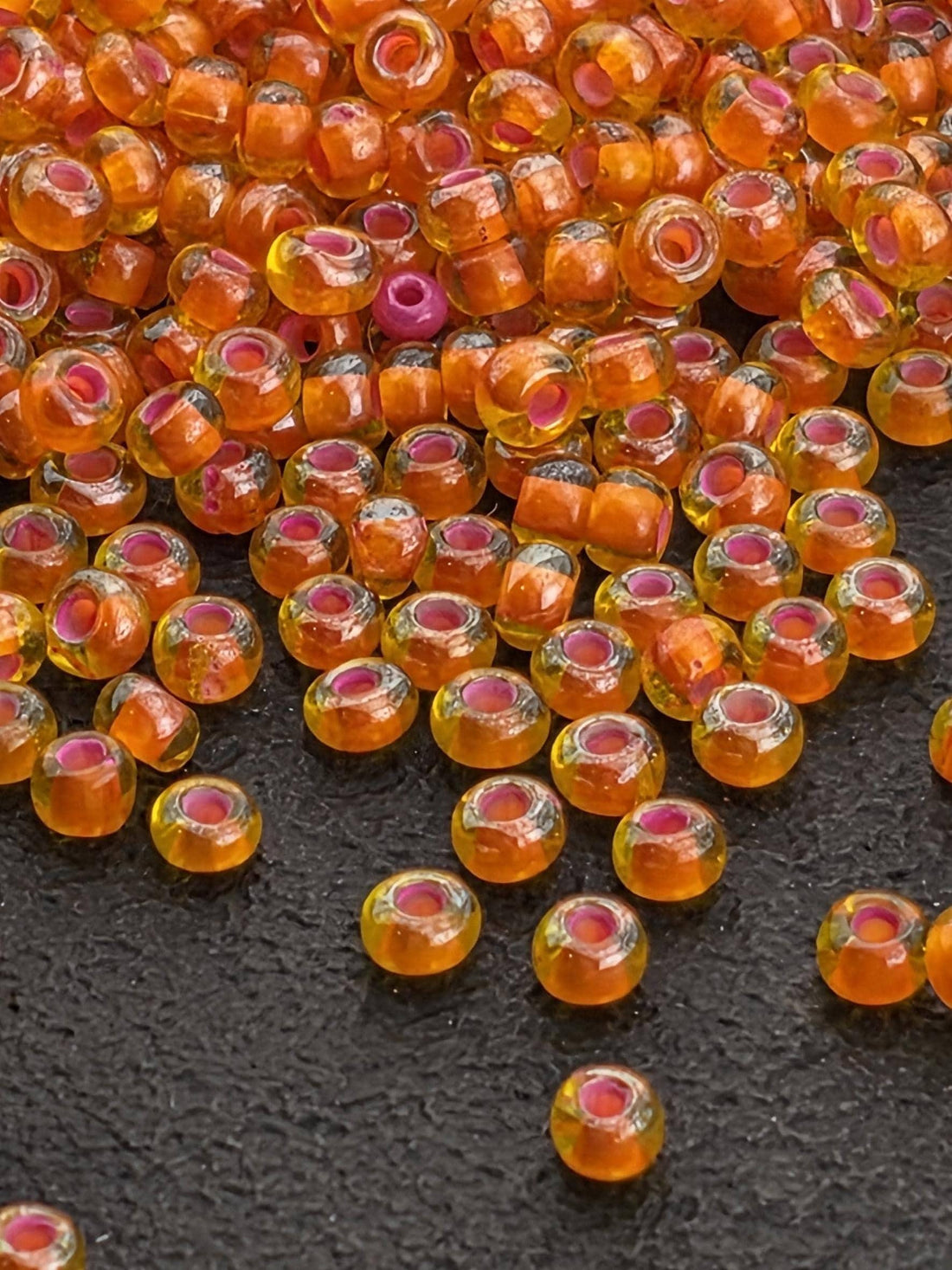 Translucent Pink Lined Yellow Amber Rocaille | Size 8 | 15g | Preciosa-Ornela Glass Seed Beads