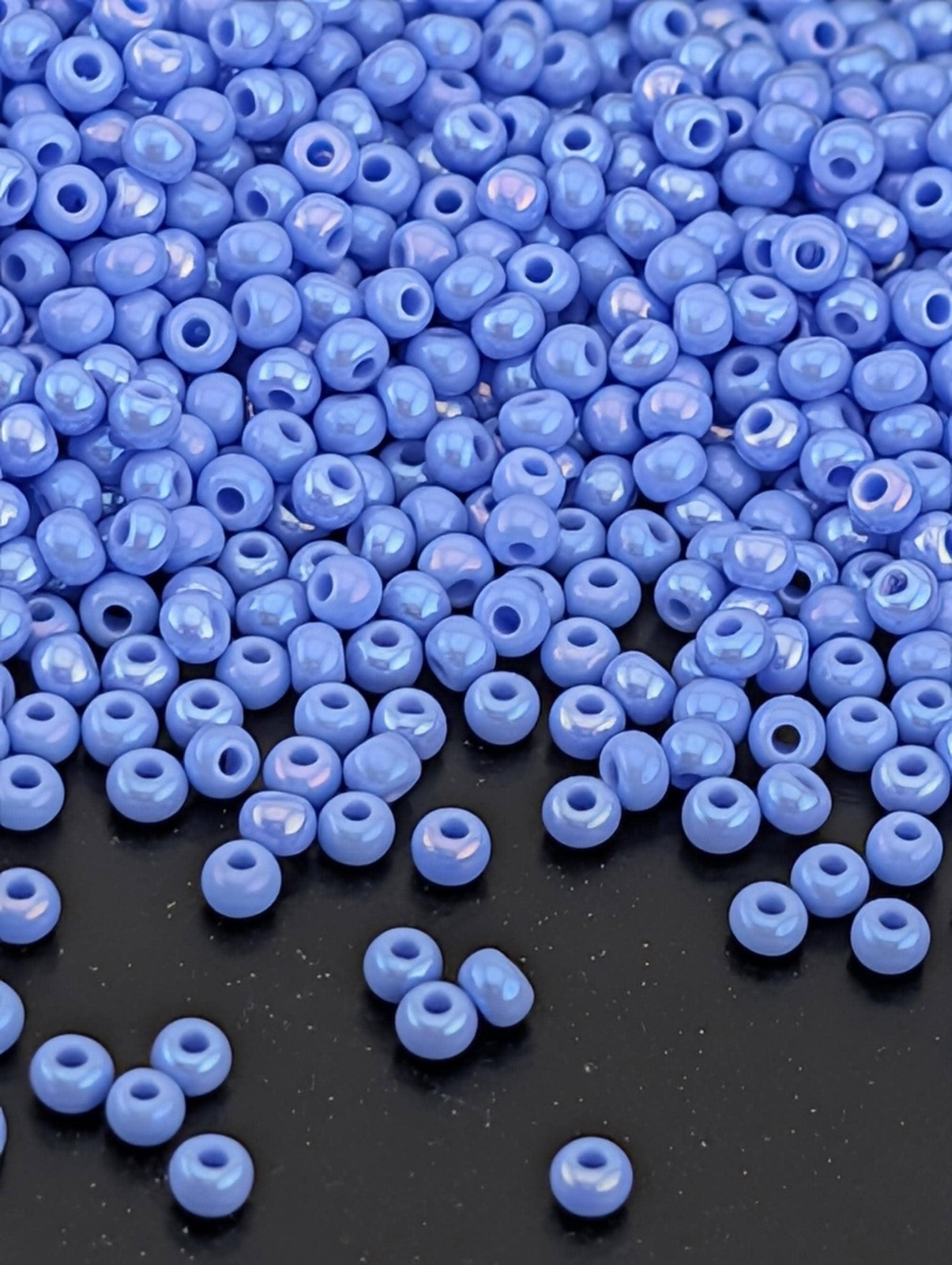 Opaque Rainbow Powder Blue | Size 11 | 15g | Preciosa-Ornela Glass Seed Beads