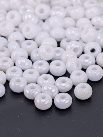 Opaque Chalkwhite Iris | Size 6 | 20g Tube | Preciosa-Ornela Glass Seed Beads