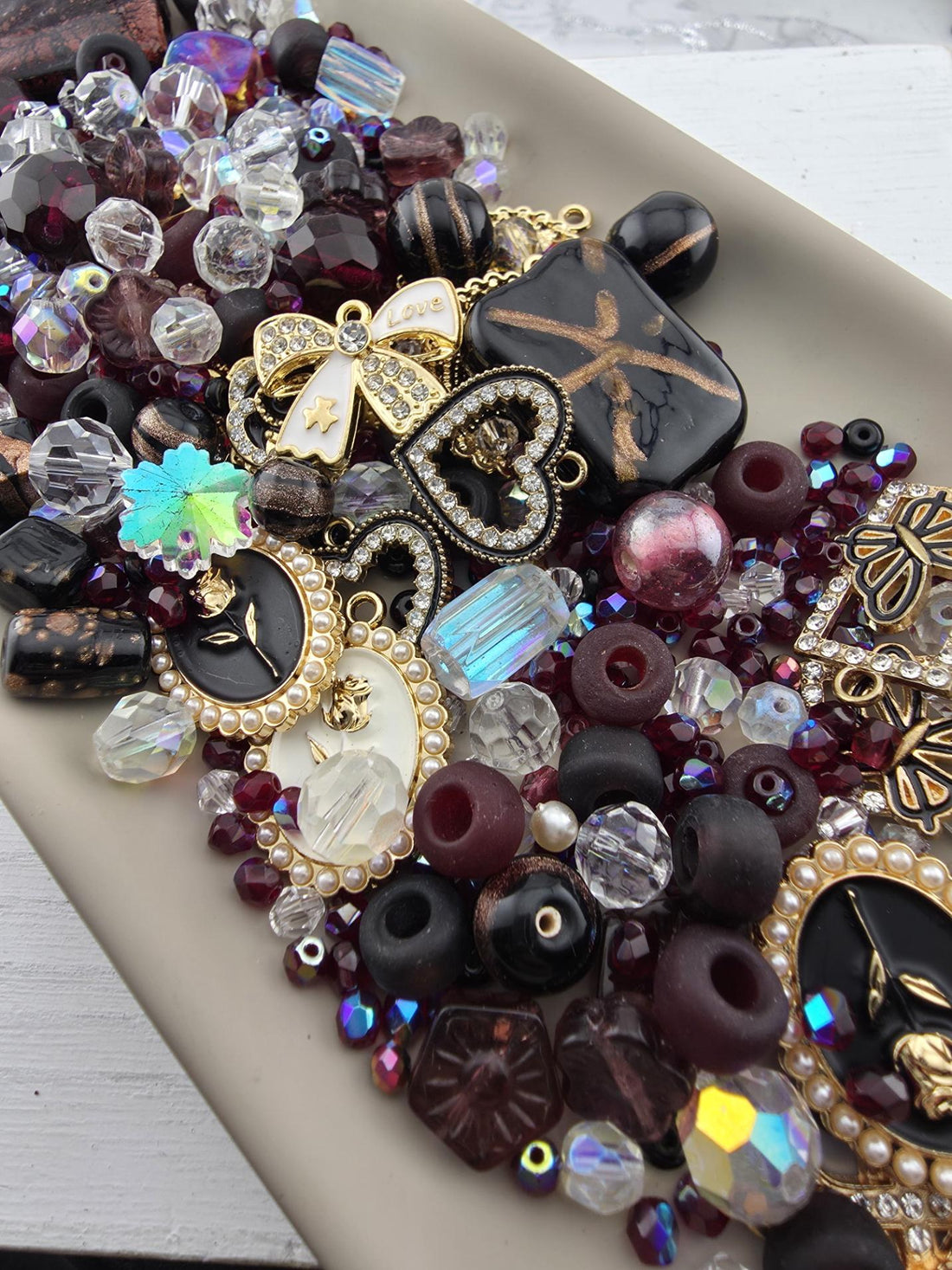 Learise Exclusive "Golden Garnet" Glass Bead Soup Mix (56g Pkg)