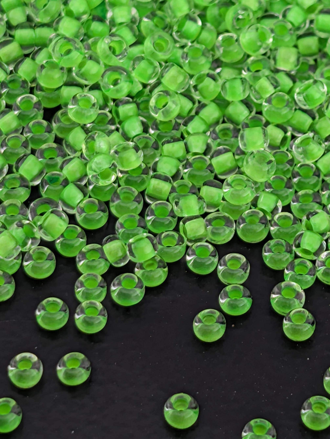Transparent Neon Green Lined Crystal| Size 11 | 15g | Preciosa-Ornela Glass Seed Beads | Czech Seed Beads