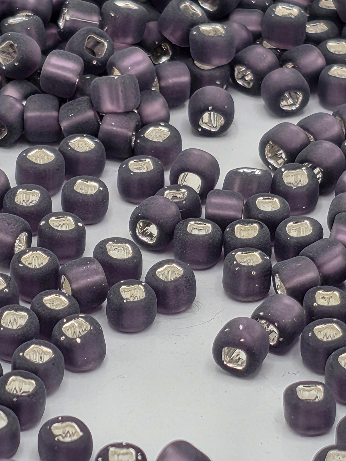Matsuno Seed Beads, Matte Amethyst Purple (Size 6, 15g, ~180 pcs)