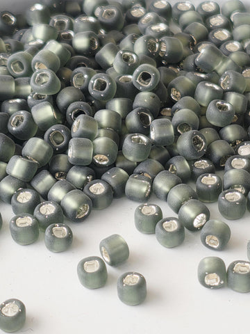 Matte Gunmetal Seed Beads: Matsuno Silver Lined (Size 6, 15g)