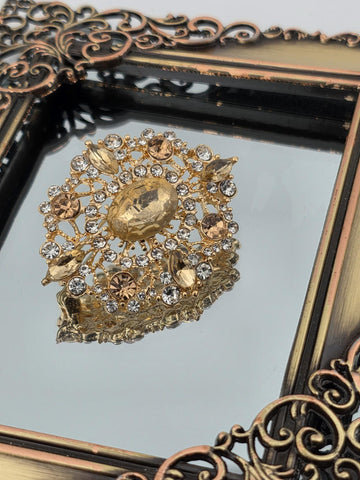 Vintage Gold Oval Rhinestone Brooch Pin (40x35mm, Classic Style) | Handmade Pin | Jacket Scarf Hat Accessory | Gift Idea