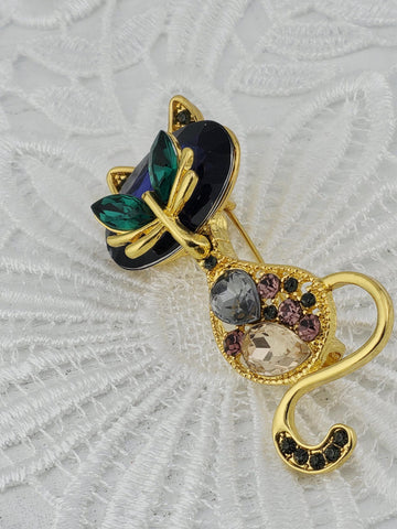 Cat Brooch Pin: Gold-Plated Kitten Design - Green Eyes Detail | Handmade Pin | Jacket Scarf Hat Accessory | Gift Idea