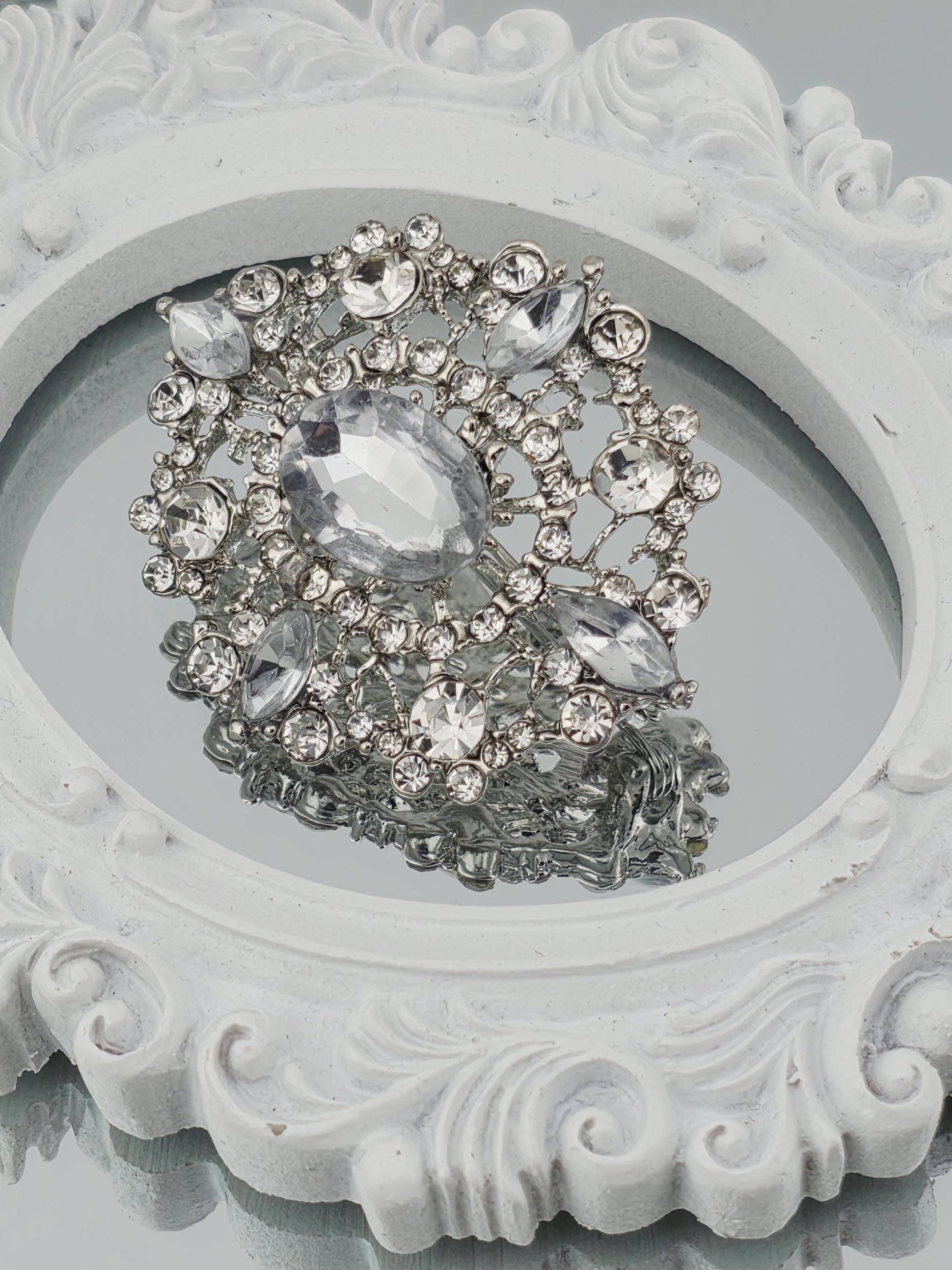Oval Rhinestone Brooch - Vintage Sparkle Alloy Pin | Handmade Pin | Jacket Scarf Hat Accessory | Gift Idea