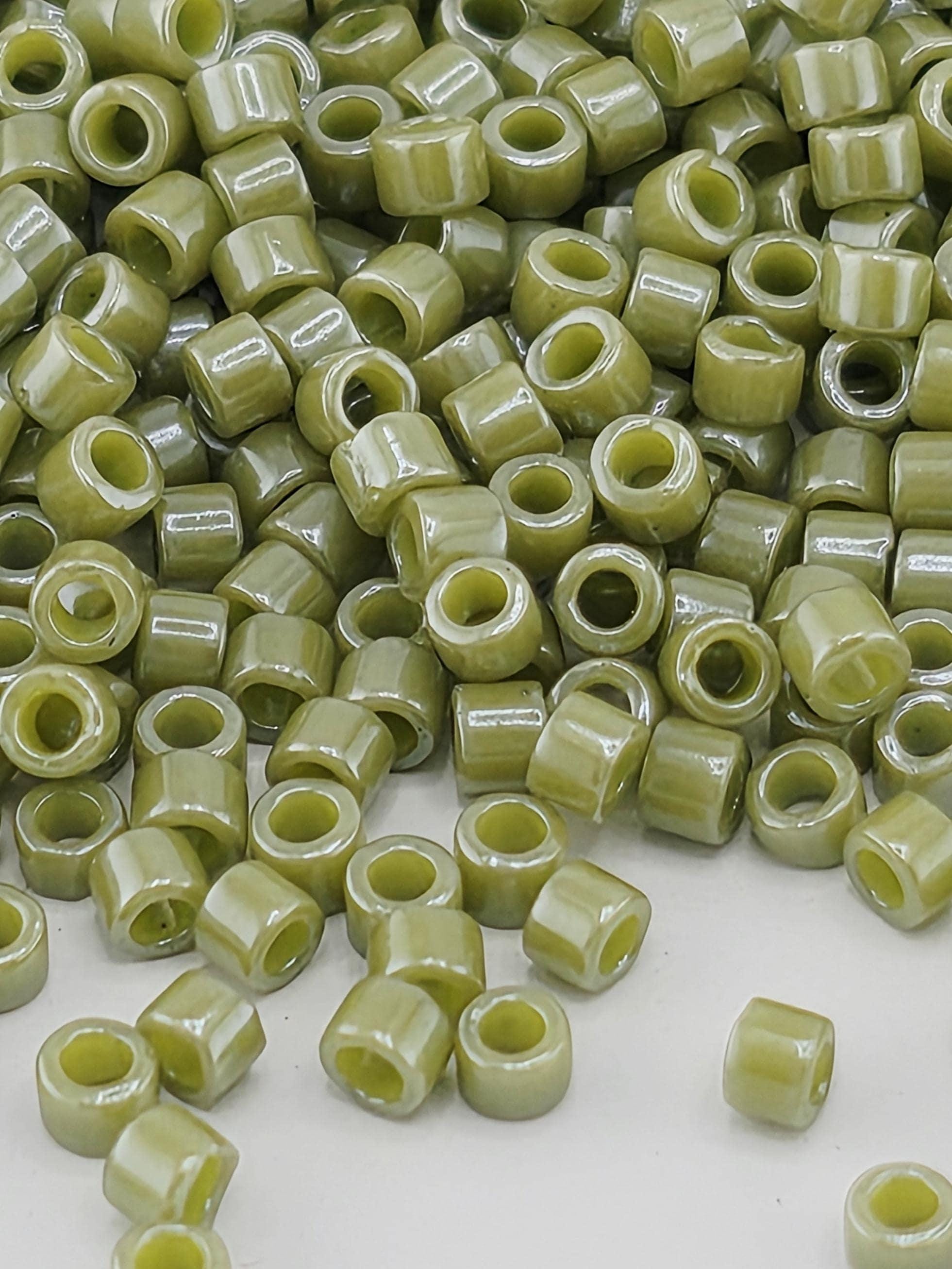 DB0263:Aloe Green Opaque Luster | Size 11/0 | 7g