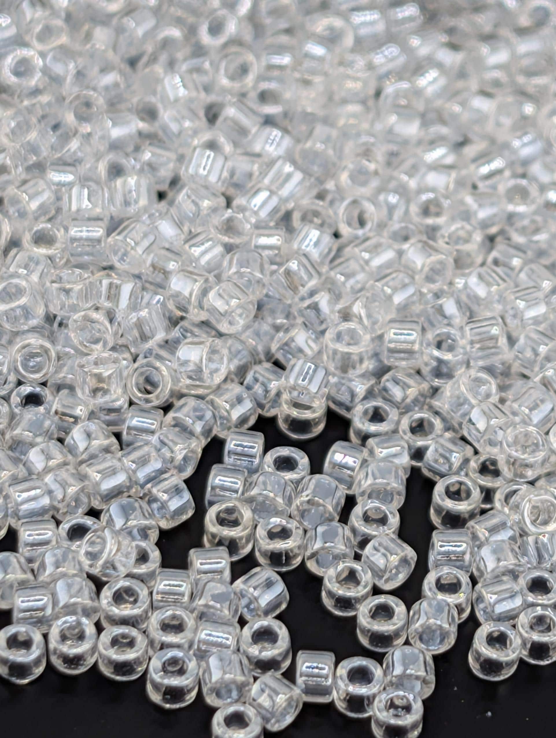DB0050:Crystal L | Size 11/0 | 7g