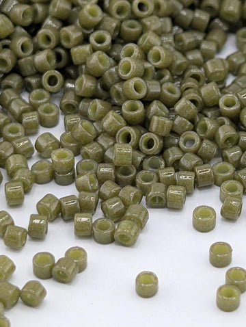 DB2357:Pickle Green Dc/O(D) | Size 11/0 | 7g