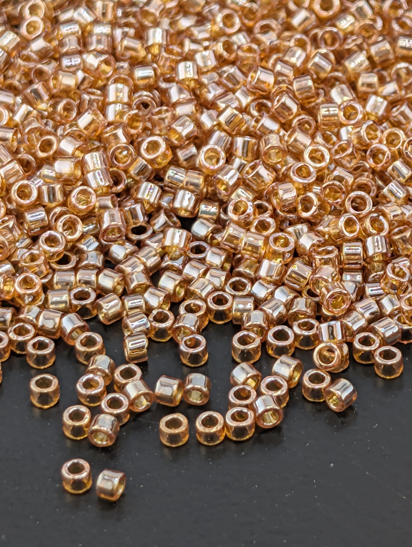 DB1221:Marigold Translucent Inside Color Lined | Size 11/0 | 7g