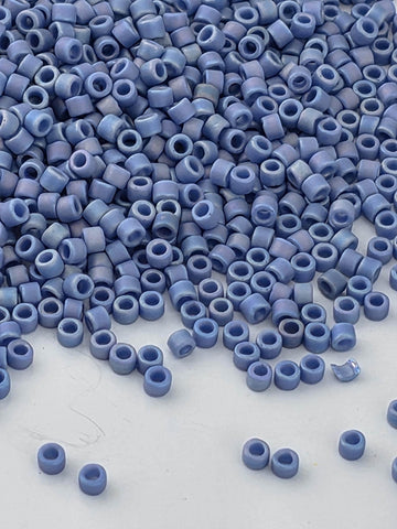 DB2318:Hydrangea Blue Opaque Matte Glazed Rainbow | Size 11/0 | 7g