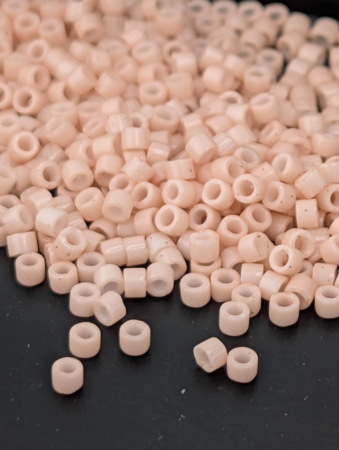 Light Peachy Coral Opaque | Size 11/0 | 7g | Japanese Seed Beads | Bead Weaving Embroidery Supply | DIY Jewelry