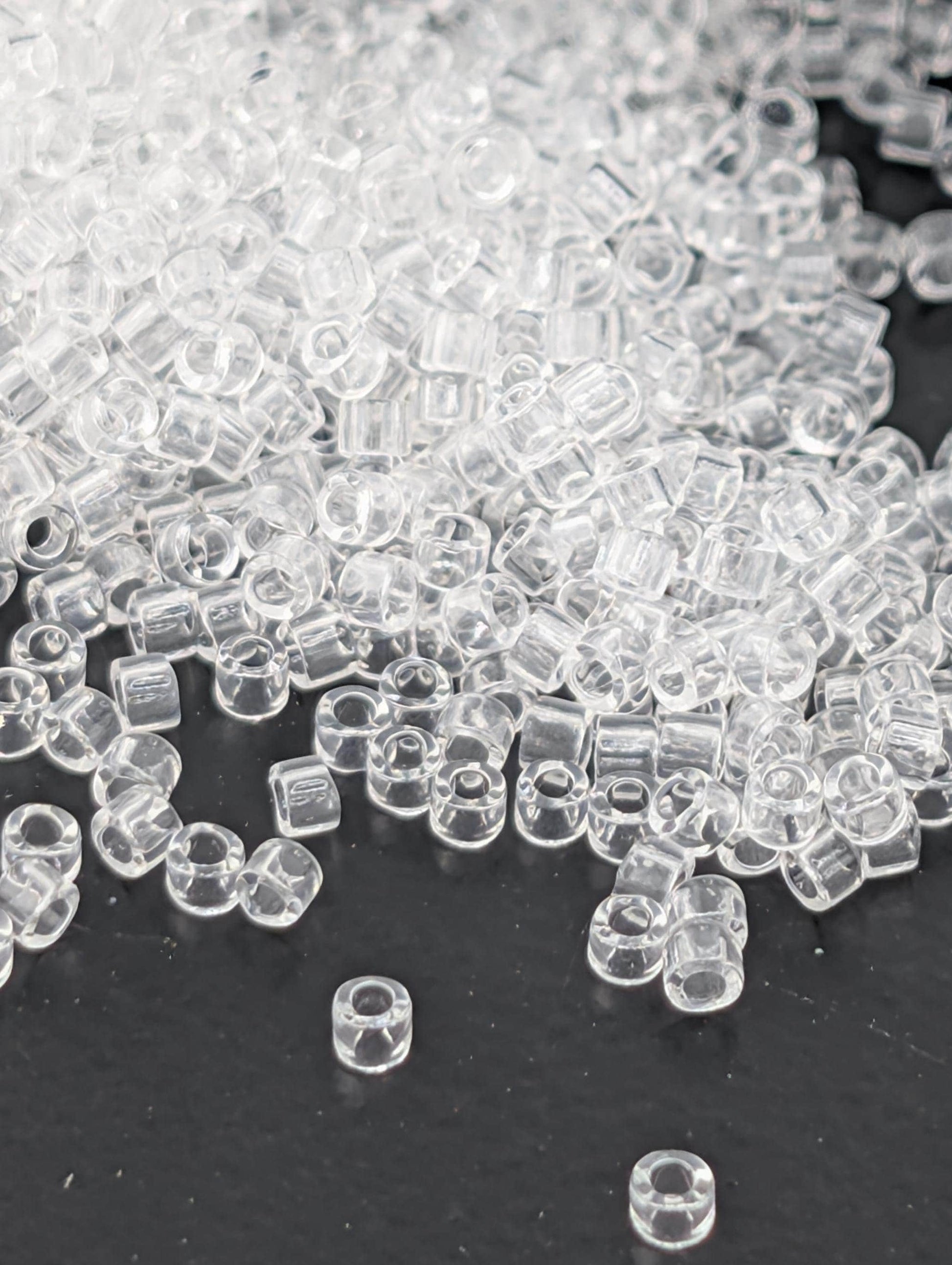 Crystal T | Size 11/0 | 7g | Japanese Seed Beads | Bead Weaving Embroidery Supply | DIY Jewelry