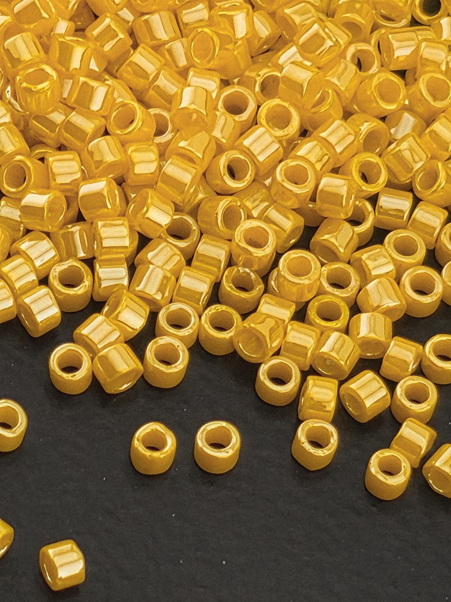 Canary Opaque Luster | Size 11/0 | 7g | Japanese Seed Beads | Bead Weaving Embroidery Supply | DIY Jewelry