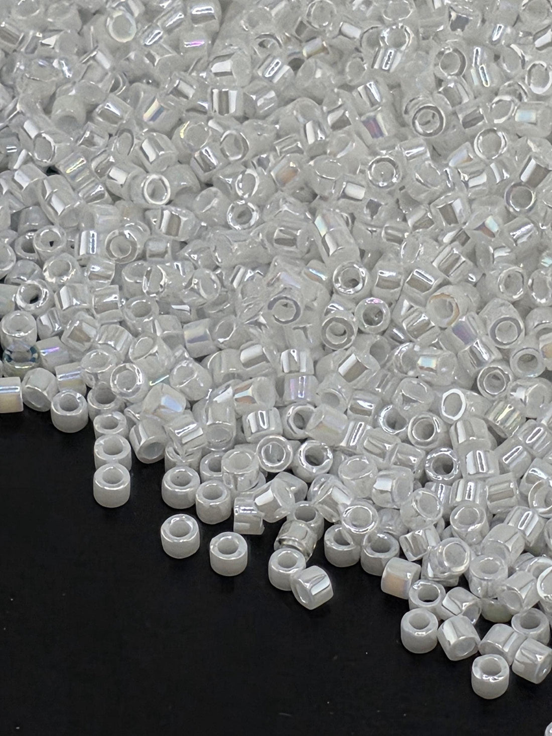 White Opaque Luster | Size 11/0 | 7g | Japanese Seed Beads | Bead Weaving Embroidery Supply | DIY Jewelry