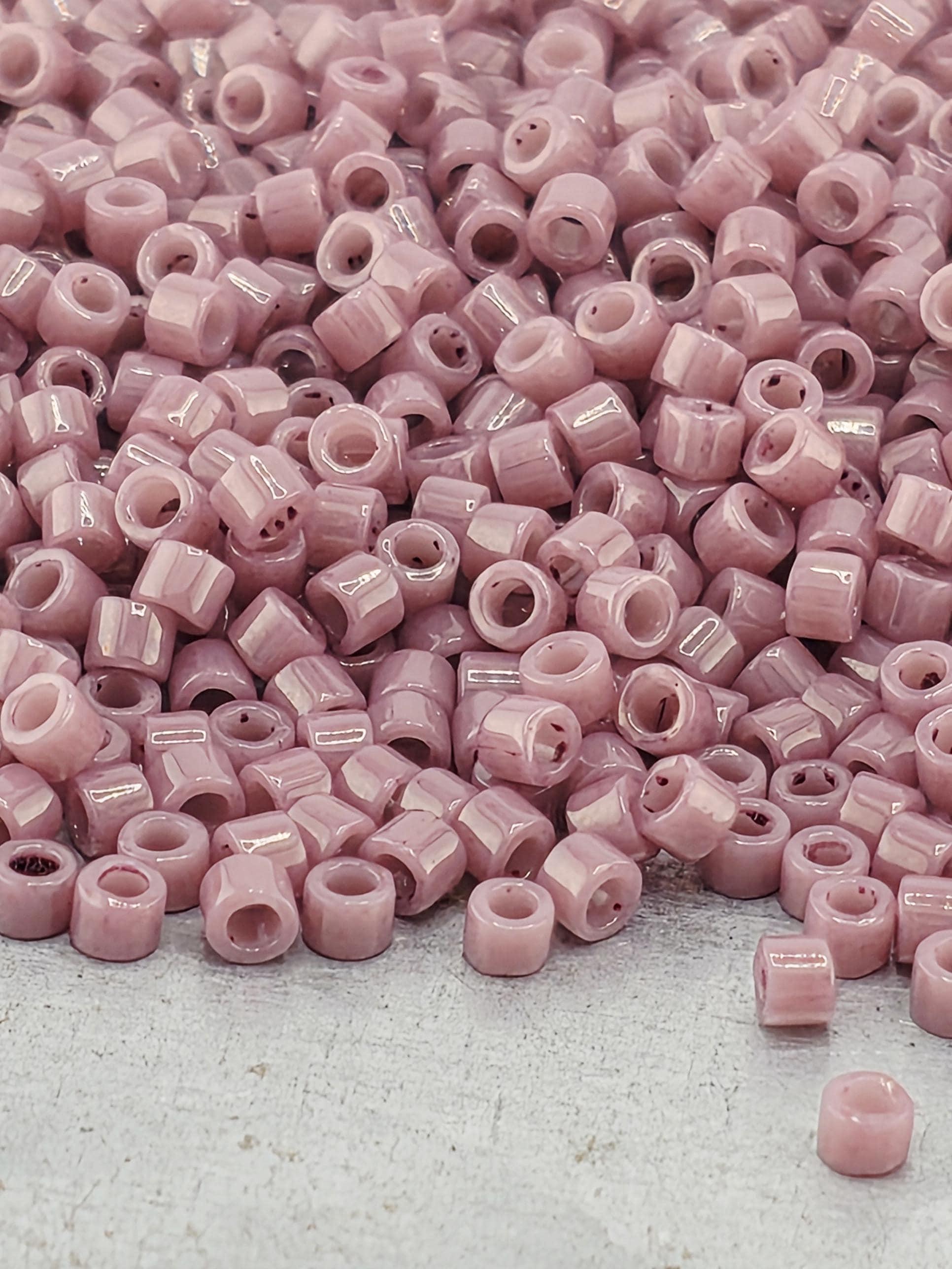 DB0265:Wild Mulberry Opaque Luster | Size 11/0 | 7g