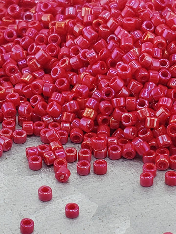 DB0214:Dark Red O/L/R | Size 11/0 | 7g